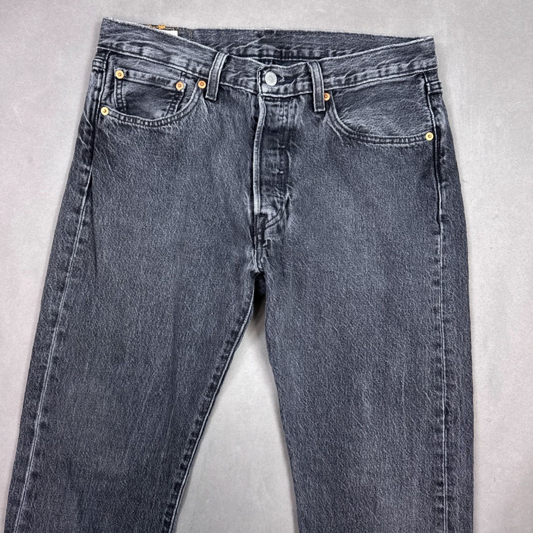 Levi's Levi's 501 Jeans Mens 32x32 Black Faded Pant Button Fly Big E Modern (Tag32x34) Size US 32 / EU 48 - 4 Thumbnail
