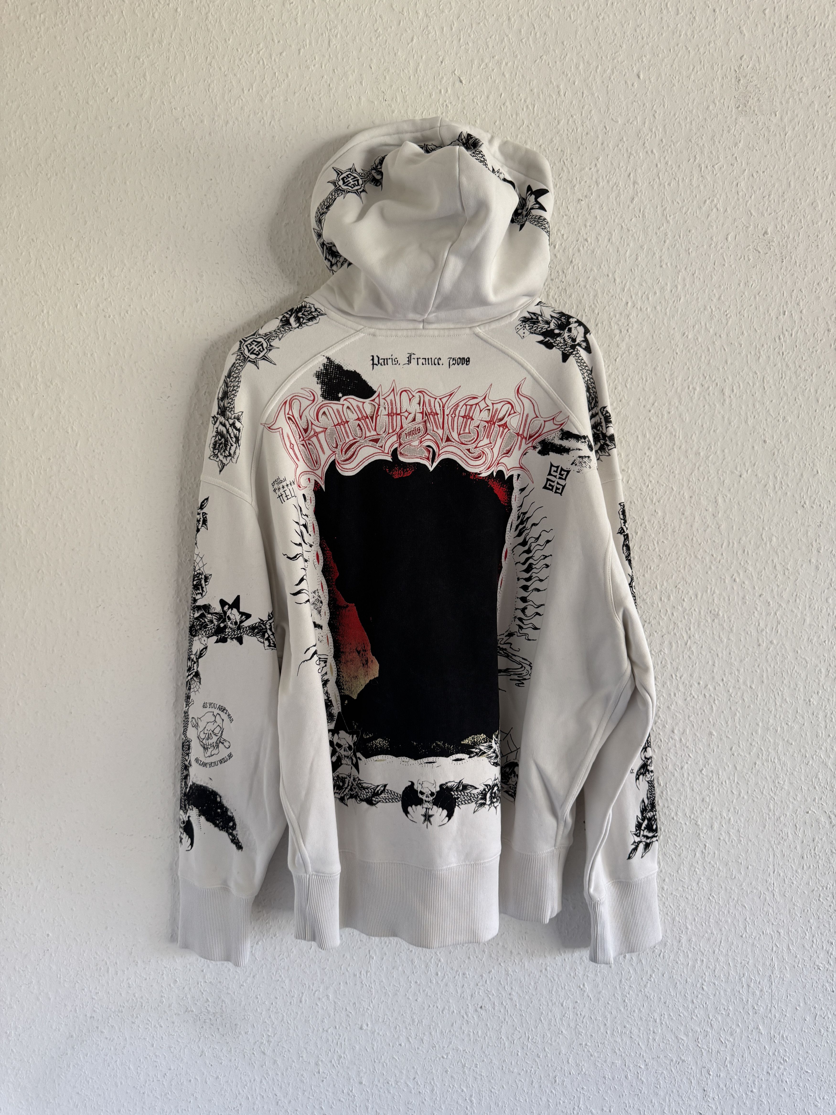 Givenchy Givenchy All Over Graphic Hoodie – White Size US S / EU 44-46 / 1 - 10 Thumbnail