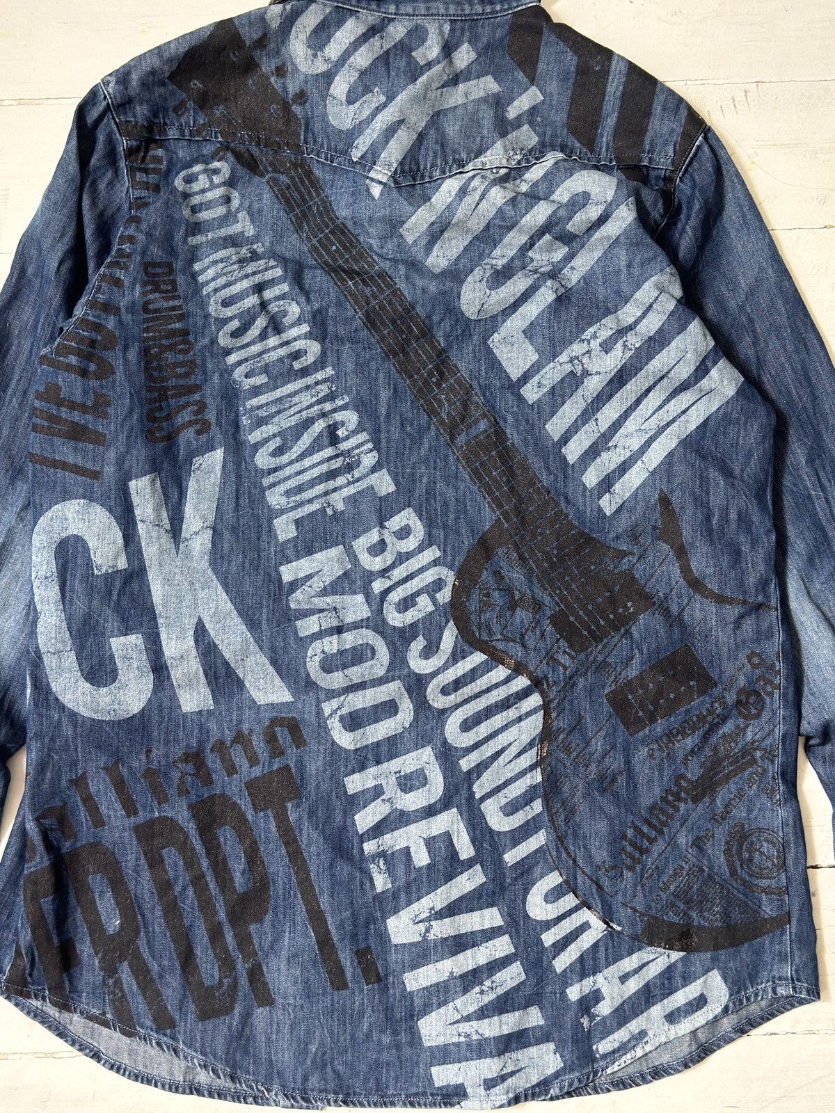 John Galliano VINTAGE GALLIANO GAZETTE JEANS STYLE SHIRT Size S / US 4 / IT 40 - 3 Thumbnail