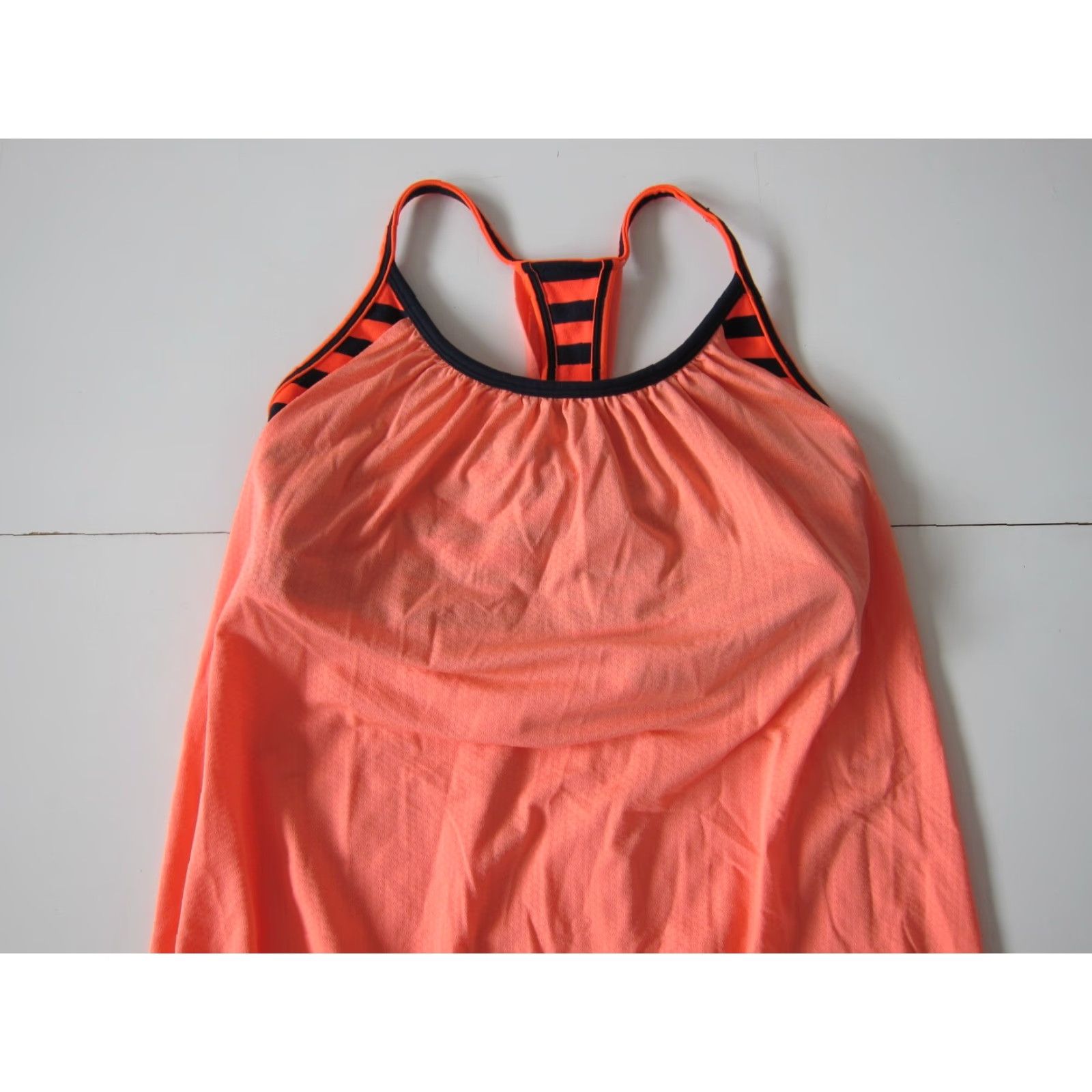 Lululemon Lululemon Orange Blue Stripe Sport Bra Racerback Yoga Run Workout Tank Top S Size S / US 4 / IT 40 - 4 Thumbnail