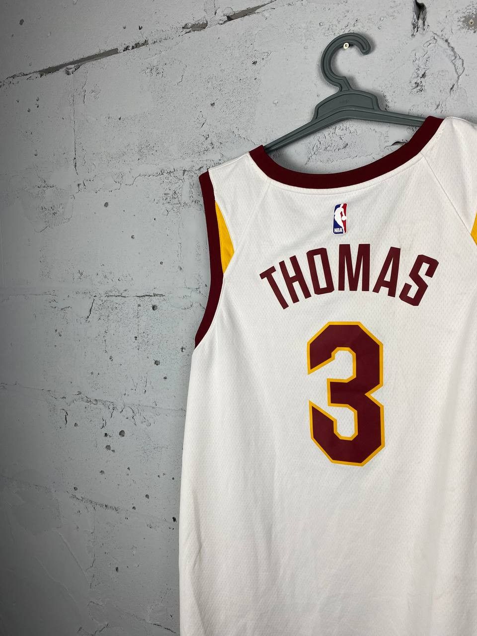 NBA × Nike Cleveland Cavaliers 2018 Isaiah Thomas #3 Jersey Size US XXL / EU 58 / 5 - 2 Thumbnail