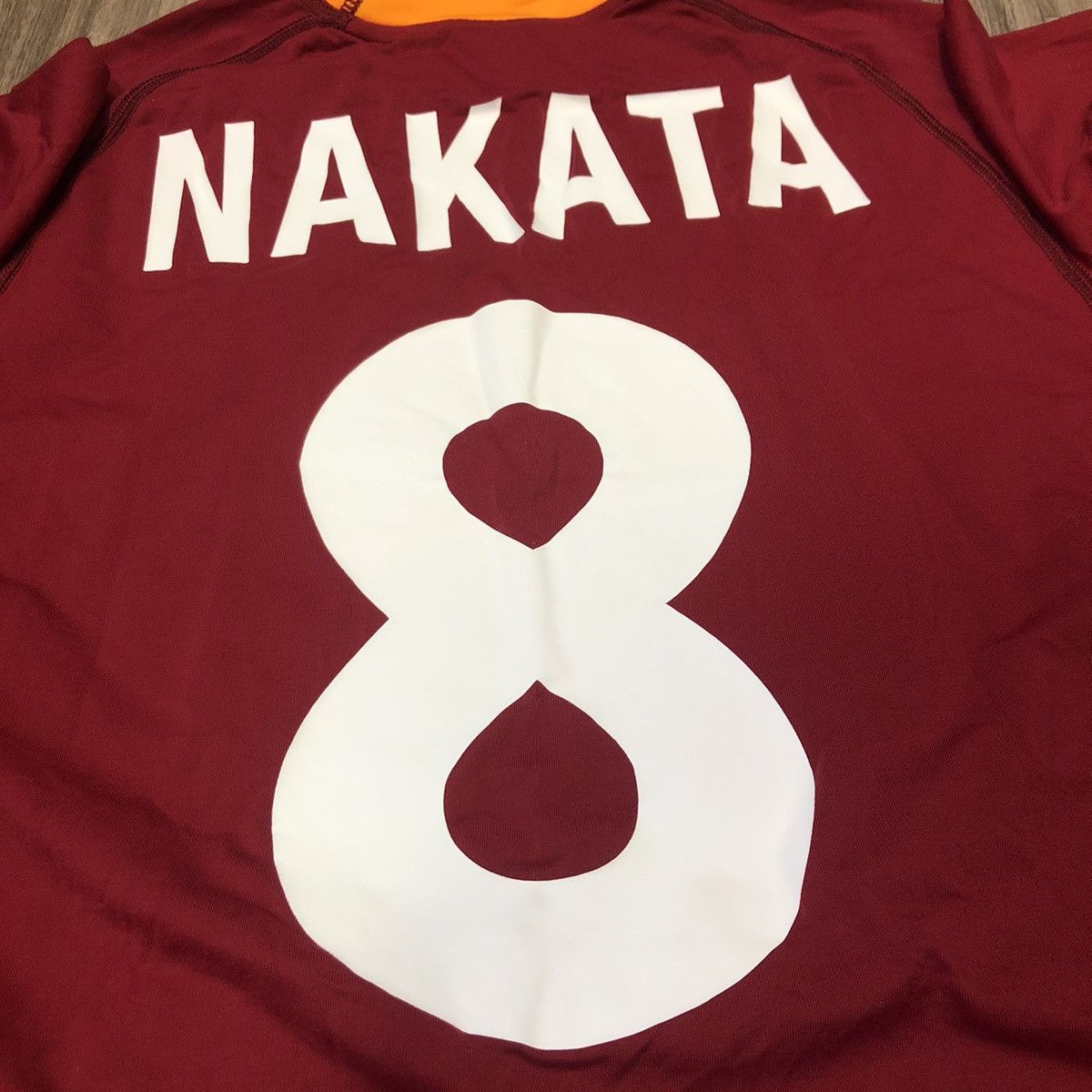 Kappa Roma 00/01 home shirt #8 Nakata Size US L / EU 52-54 / 3 - 4 Thumbnail