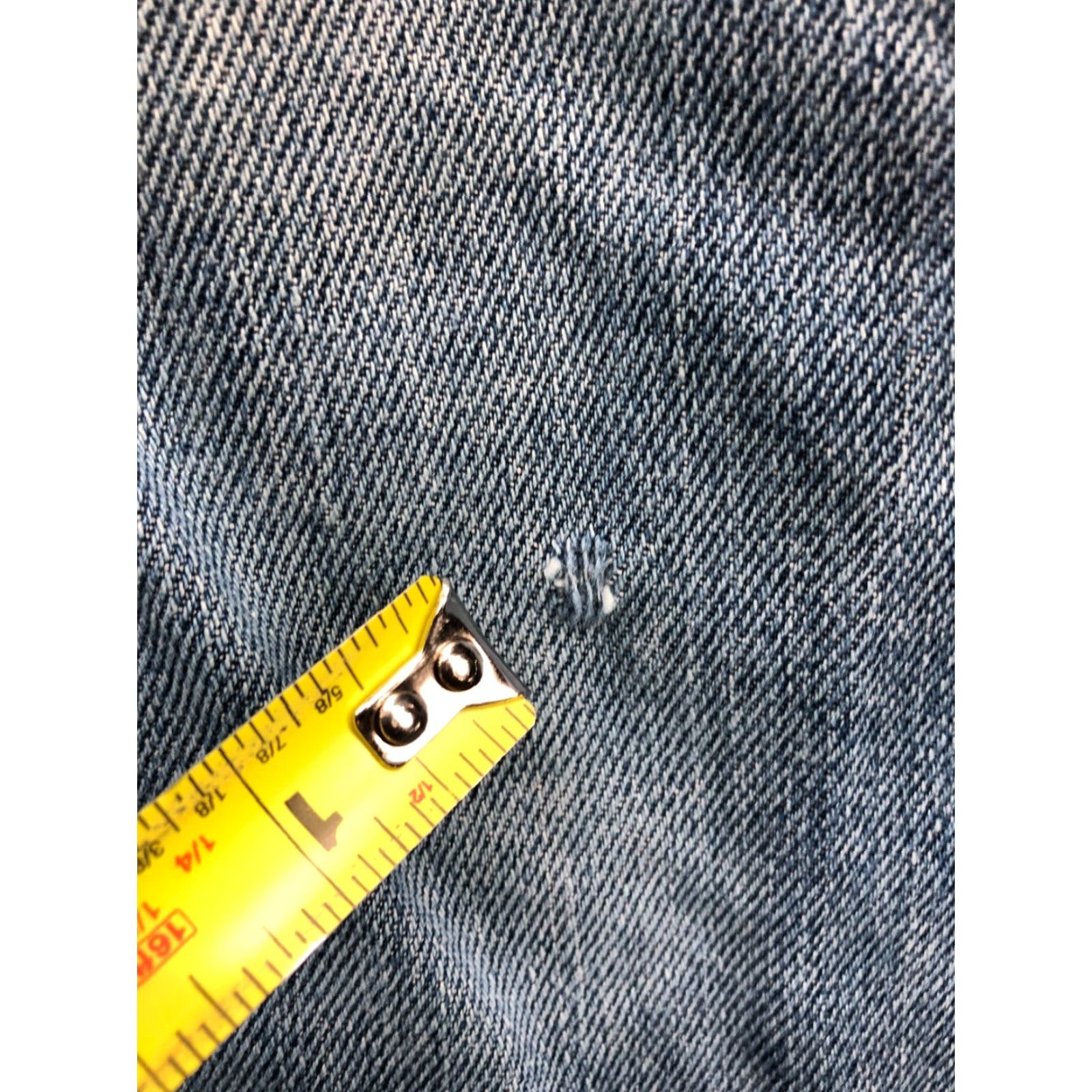 Levi's Levi's 550 Jeans Relaxed Straight Size 34x31 Mens Mid Rise Medium Wash Blue FLAW Size US 34 / EU 50 - 7 Thumbnail