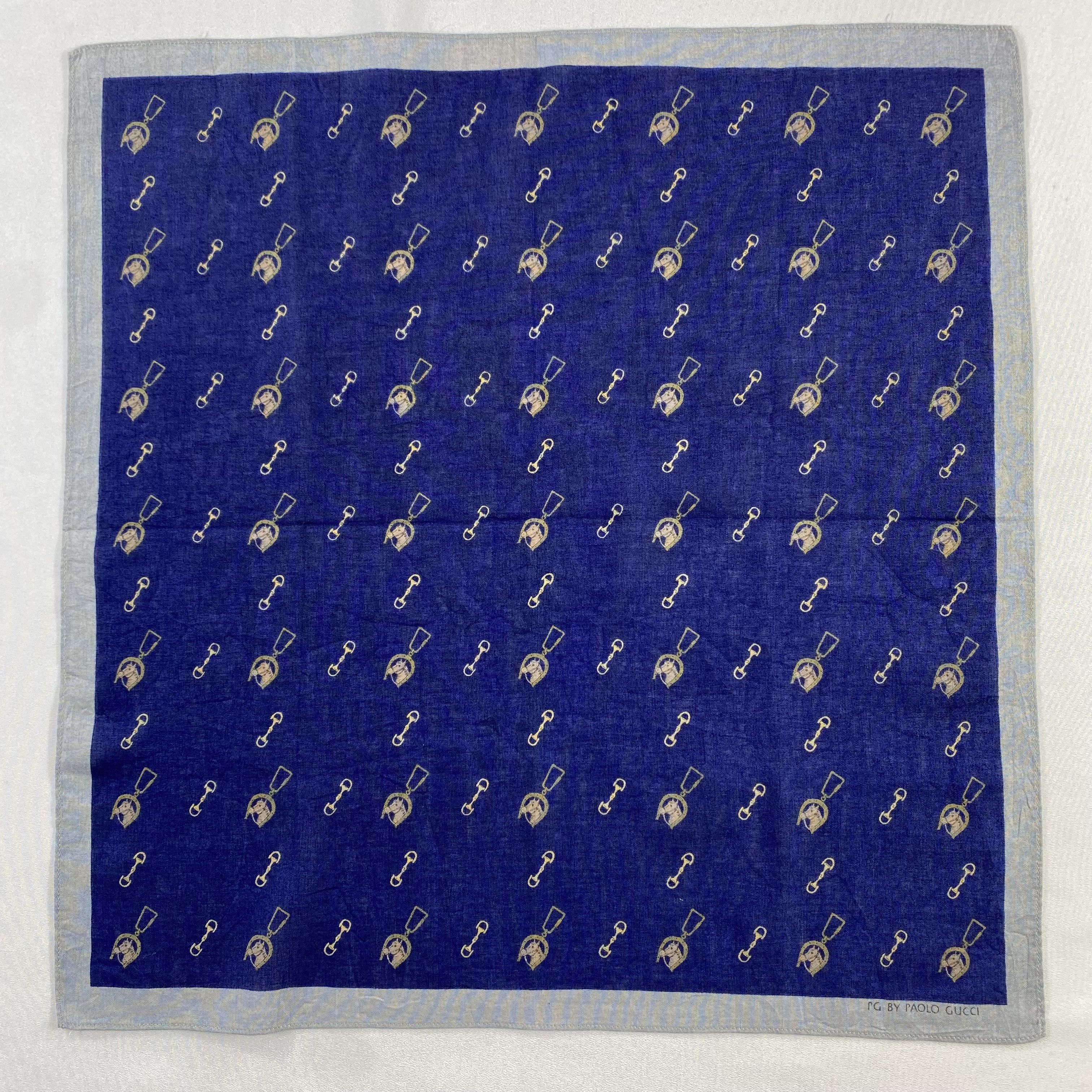 Paolo Gucci × Vintage Paolo Gucci Handkerchief / Neckerchief / Bandana-P1420 Size ONE SIZE - 1 Thumbnail