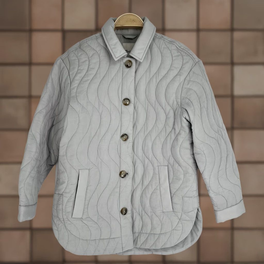 Madewell Madewell Quilted Belrose Shirt Jacket Women’s Size Small Light Gray Shirt Jacket Ladies Small Gray Quilted Belrose Madewell Size S / US 4 / IT 40 - 1 Thumbnail