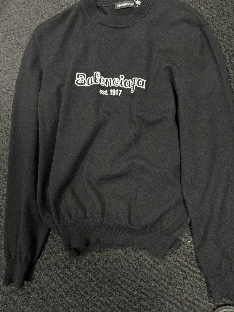 Balenciaga Chest logo-knit sweater