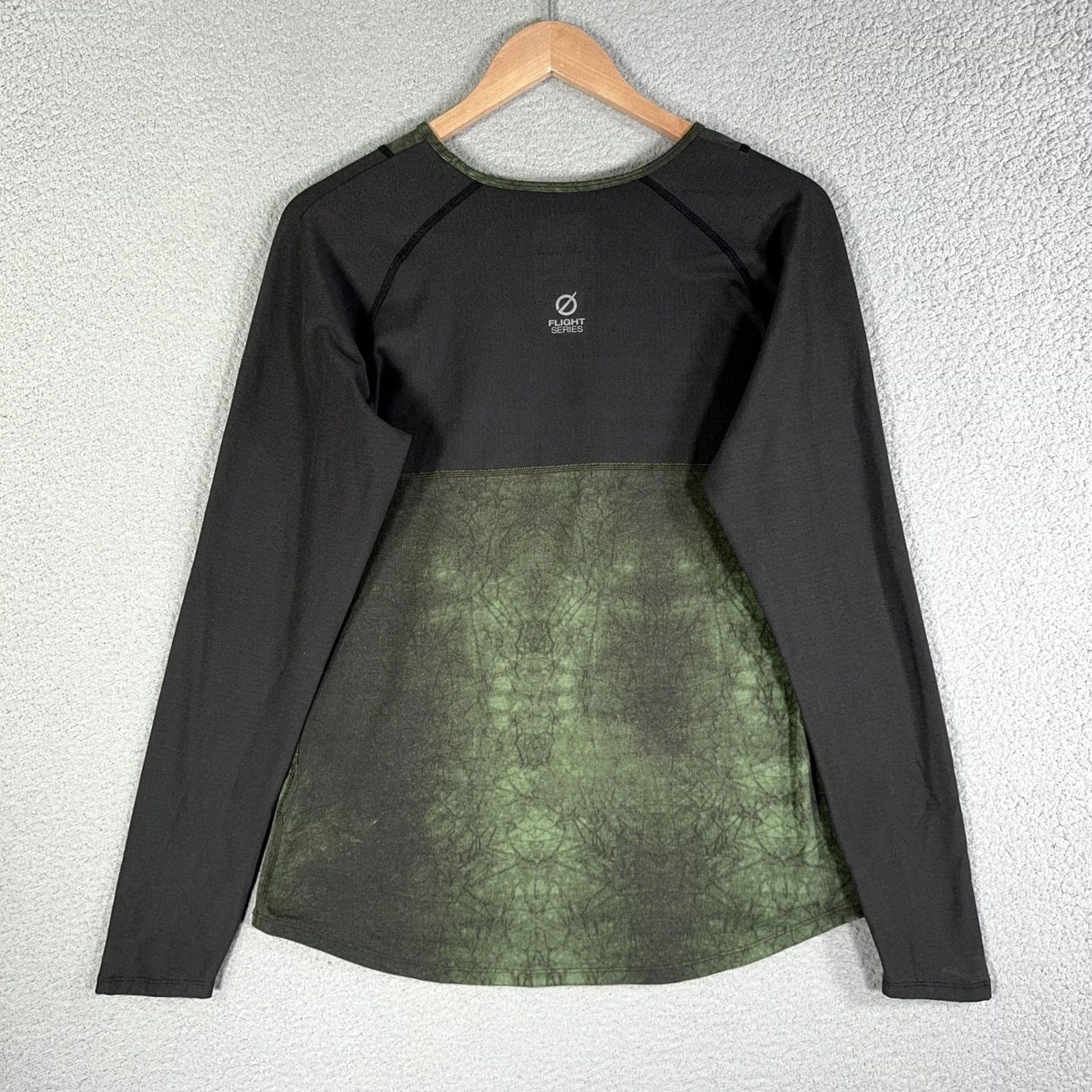 The North Face VINTAGE North Face Flight Series Top Shirt Womens L Green Gray Night Flight Night Long Sleeve Running Size L / US 10 / IT 46 - 2 Thumbnail