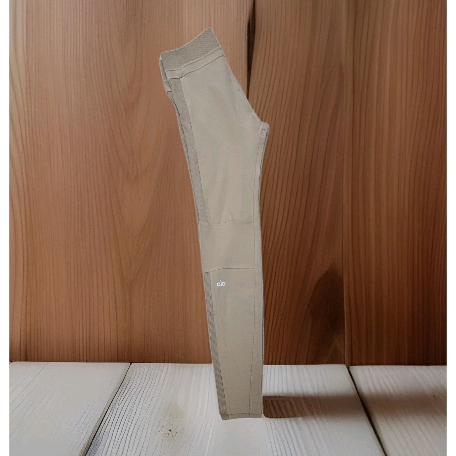 Alo Alo Yoga Washed Alosoft High-Waist Sunday Leggings Cool S Size 25" / US 0 / IT 36 - 7 Thumbnail