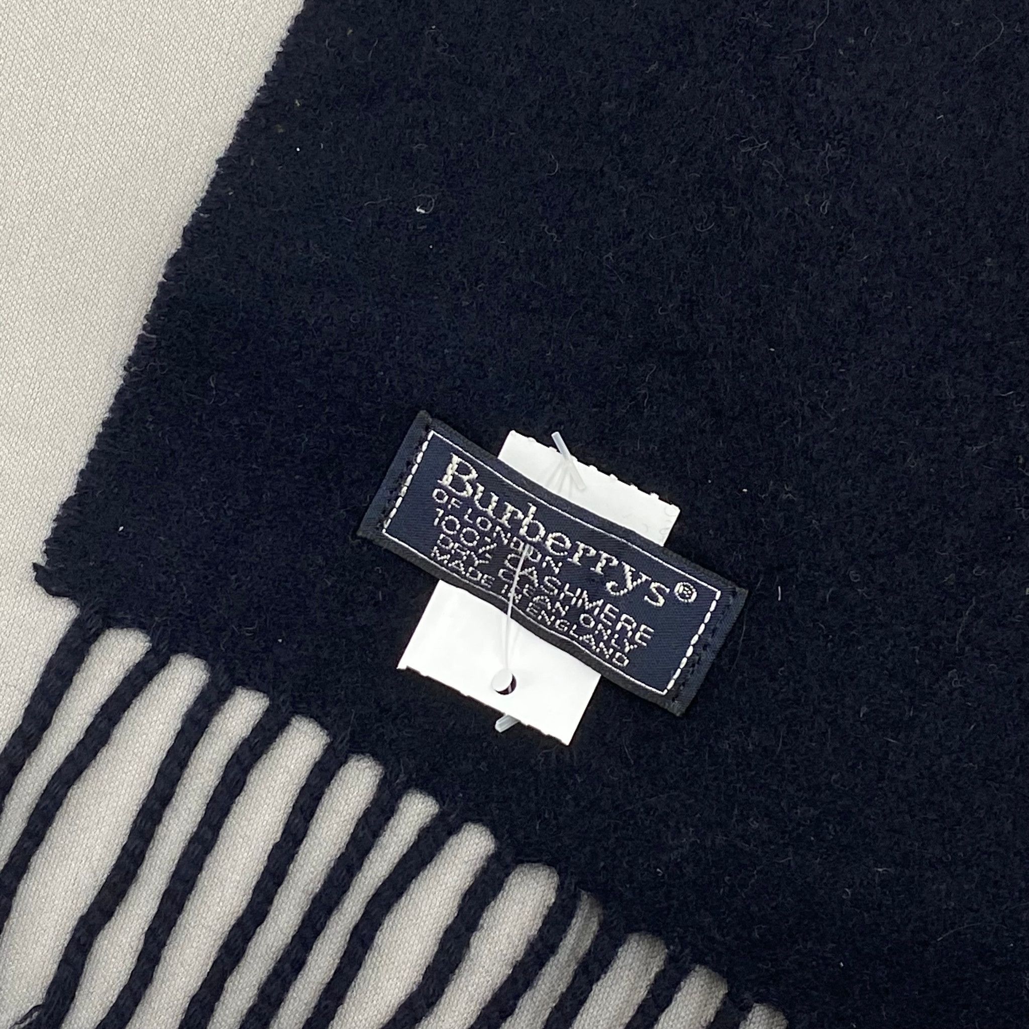 Burberry Vintage Burberry Scarf Muffler Wool Cashmere Fringe Scarves Size ONE SIZE - 5 Thumbnail