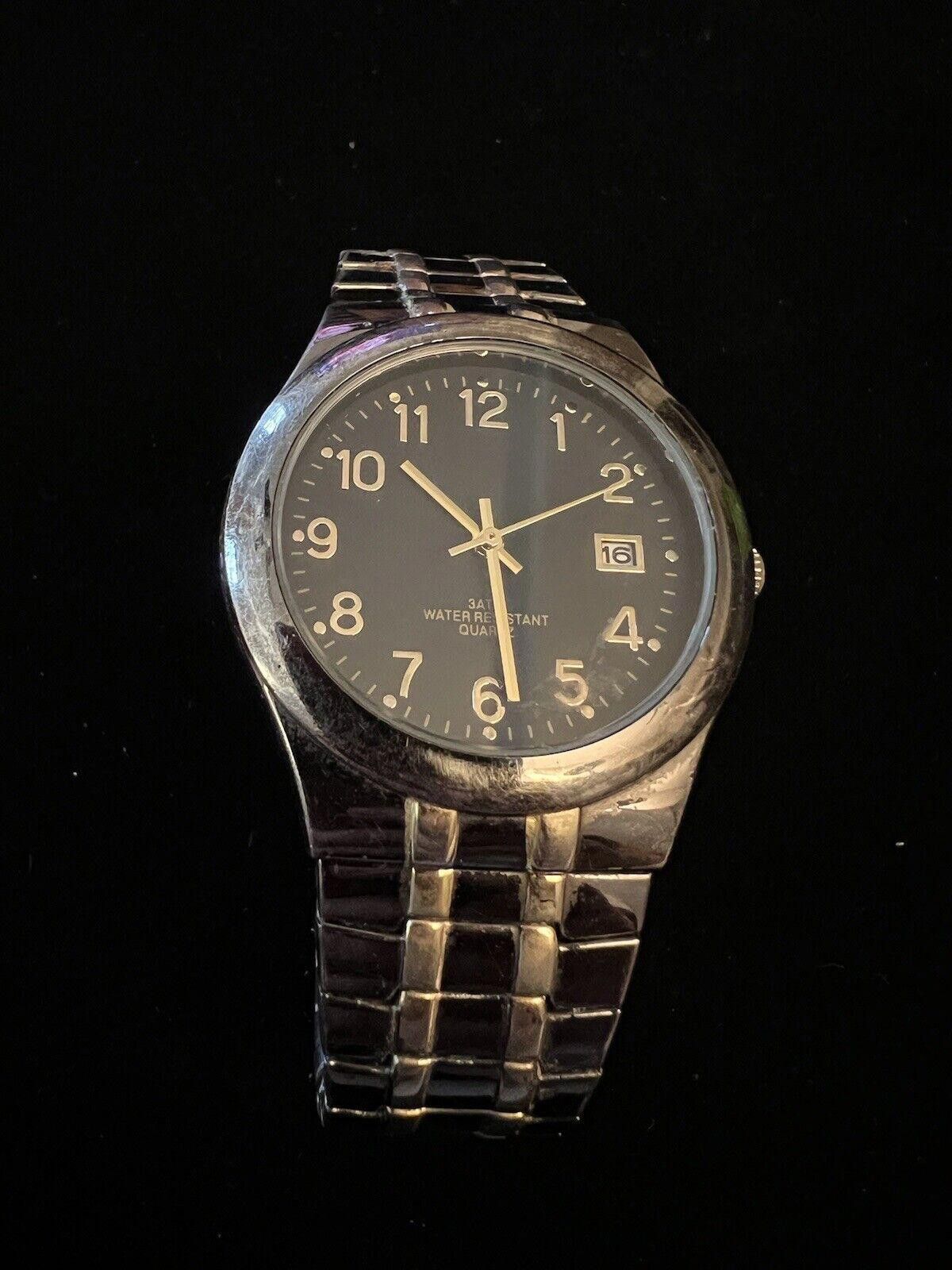Designer Unisex Watch Black And Gold Metallic Watch Size ONE SIZE - 1 Thumbnail
