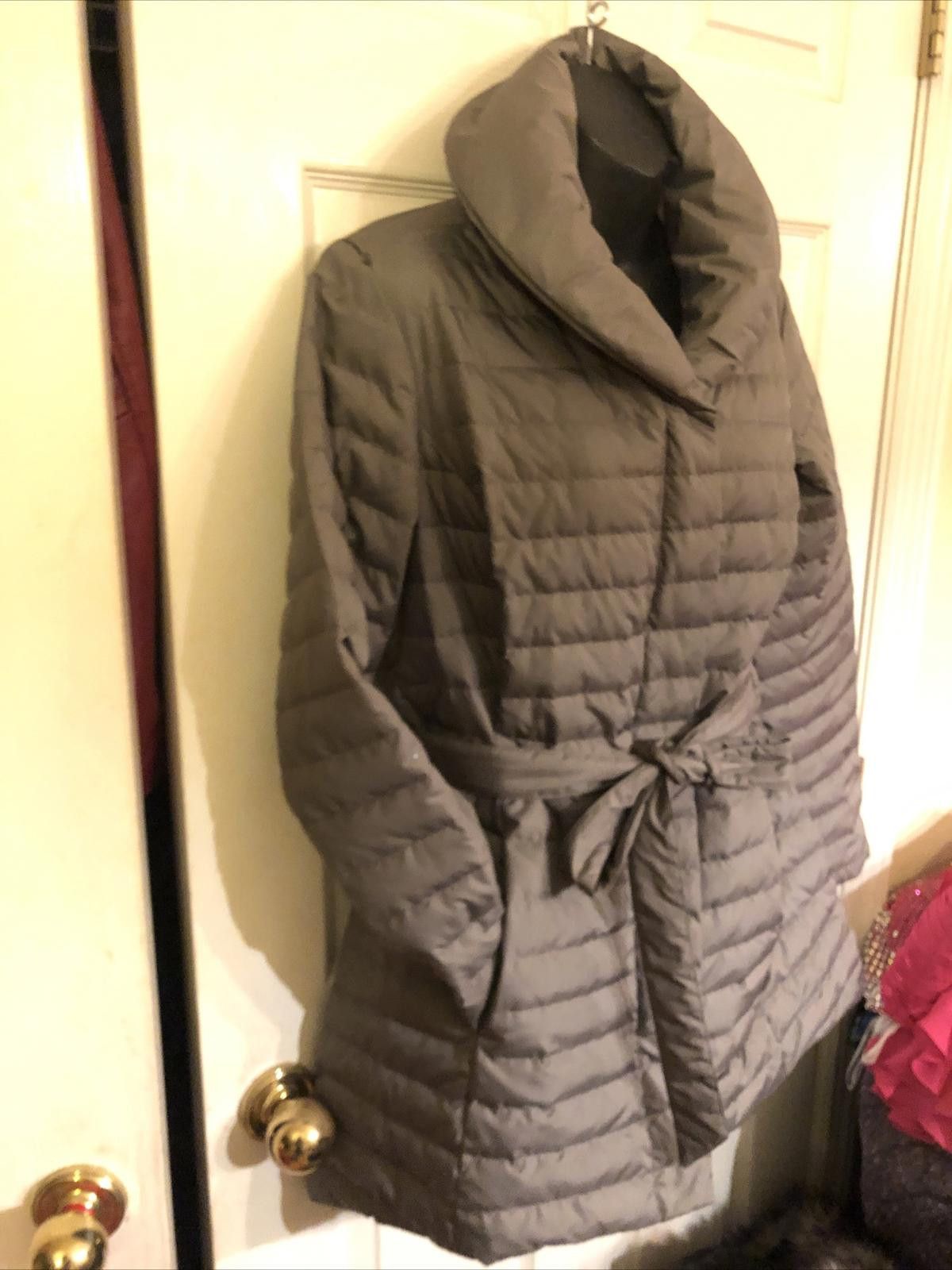 Halston III Halston 80% Down Puffer Coat Grey Sz S Size S / US 4 / IT 40 - 3 Thumbnail