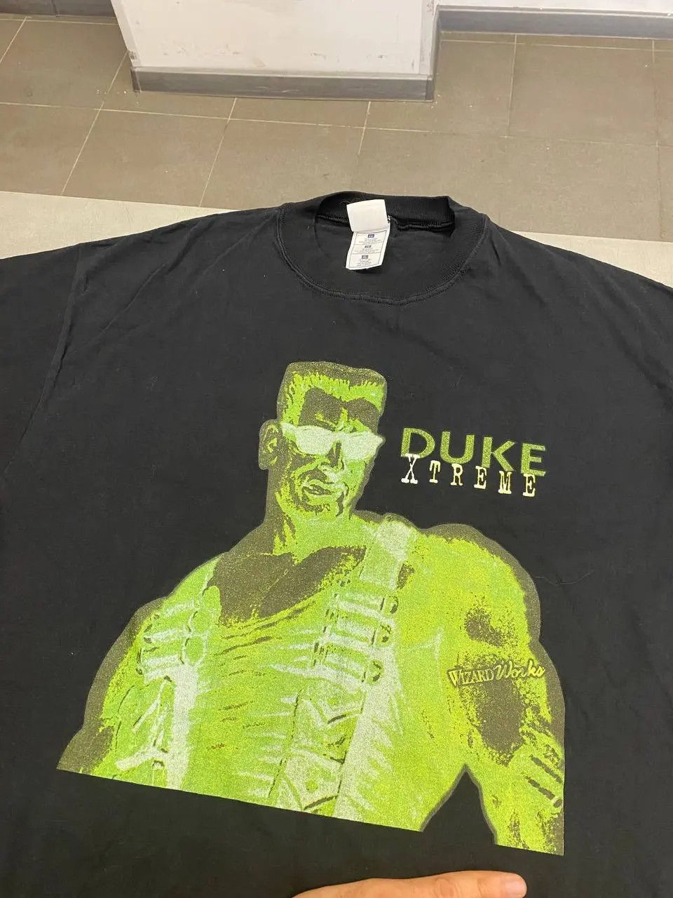 Microsoft Vintage Duke Nukem 3D Duke Xtreme Vintage T-Shirt Size US XL / EU 56 / 4 - 2 Thumbnail