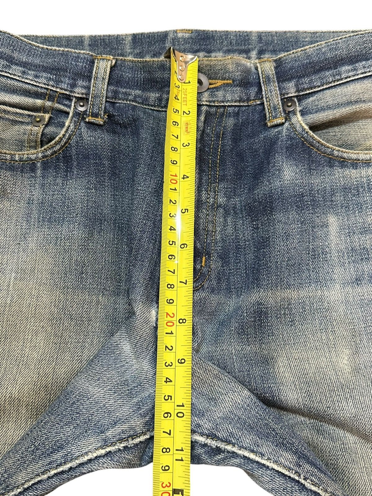 Uniqlo Vintage Japanese Uniqlo Blue Faded Wash Distress Style Jeans Size US 30 / EU 46 - 15 Thumbnail
