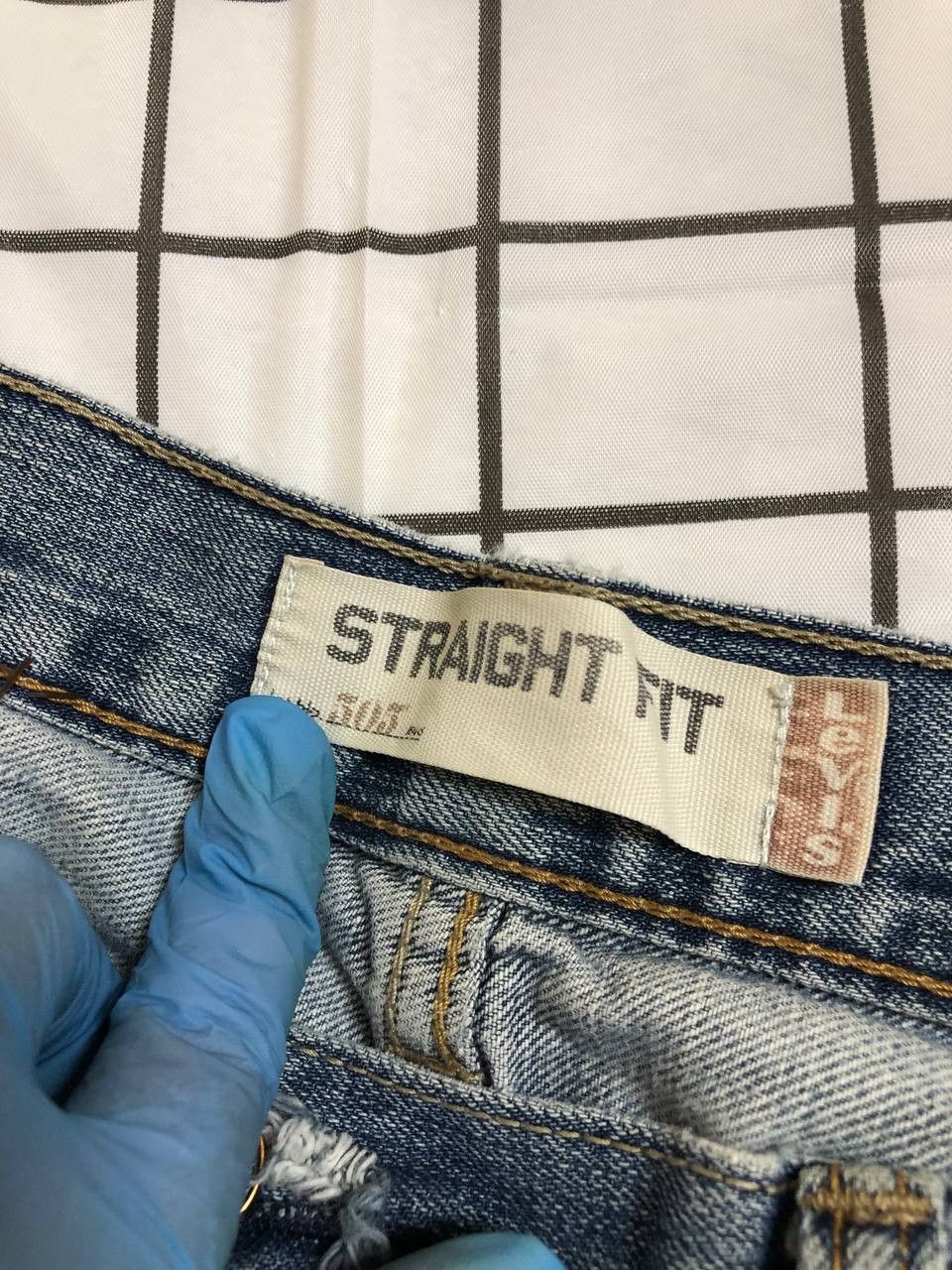 Levi's Levi's Men's 505 Standard Bootcut Fit Jean Size US 34 / EU 50 - 15 Thumbnail