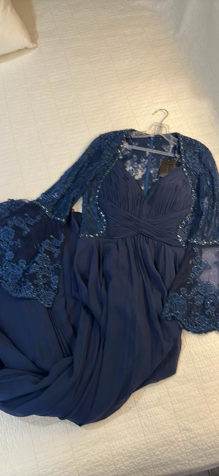 Other Cinderella Divine Beaded Lace Dress Size 10 navy Gown Formal Size L / US 10 / IT 46 - 4 Thumbnail