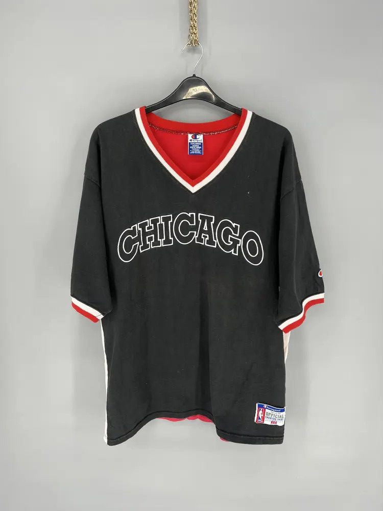 Champion Vintage 90s chempion Chicago Bulls t-Shirt Size US XL / EU 56 / 4 - 1 Thumbnail