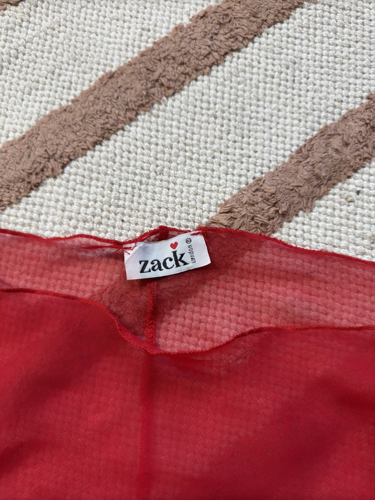 Vintage VINTAGE ZACK LONDON ISSEY MIYAKE STYLE MESH RED BLOUSE Size S / US 4 / IT 40 - 2 Thumbnail