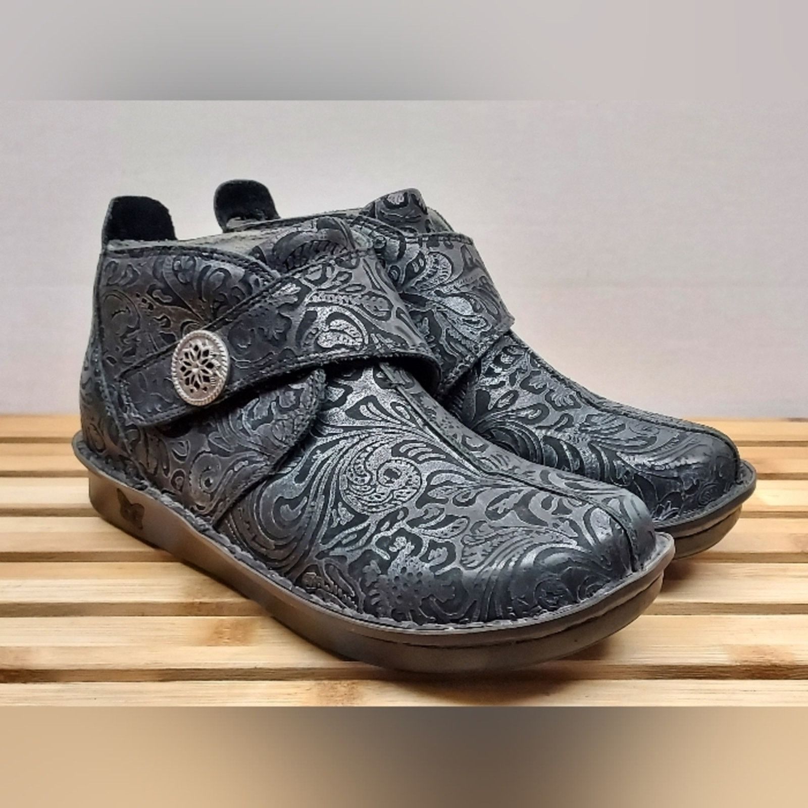 Other Alegria Womens Black Caiti Booties Size 41 (10.5) Size US 10.5 / IT 40.5 - 2 Thumbnail