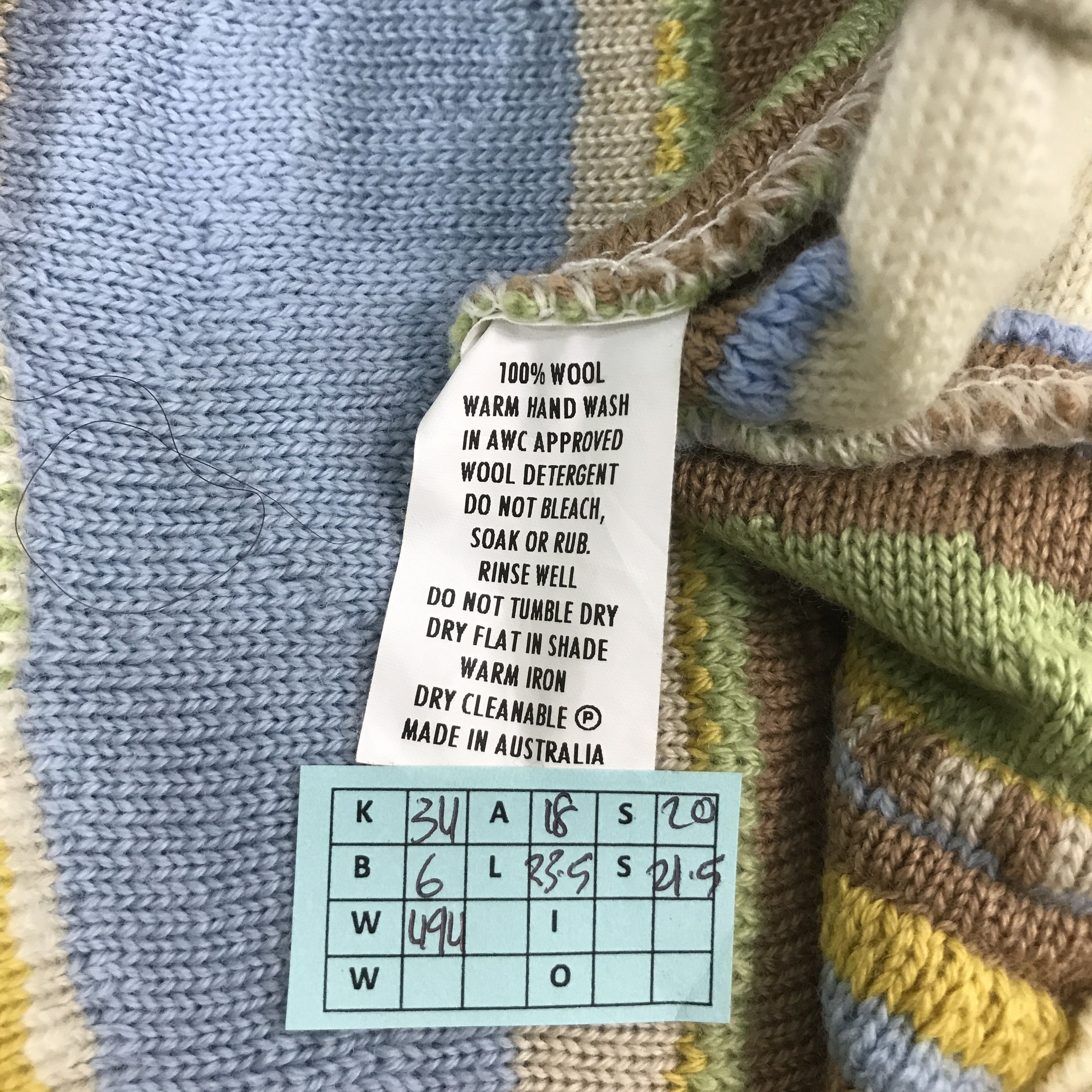Aran Isles Knitwear × Japanese Brand × Unbound Merino MERINO KNITWEAR COOGI STYRL DESIGN KNITWEAR Size US XS / EU 42 / 0 - 11 Thumbnail