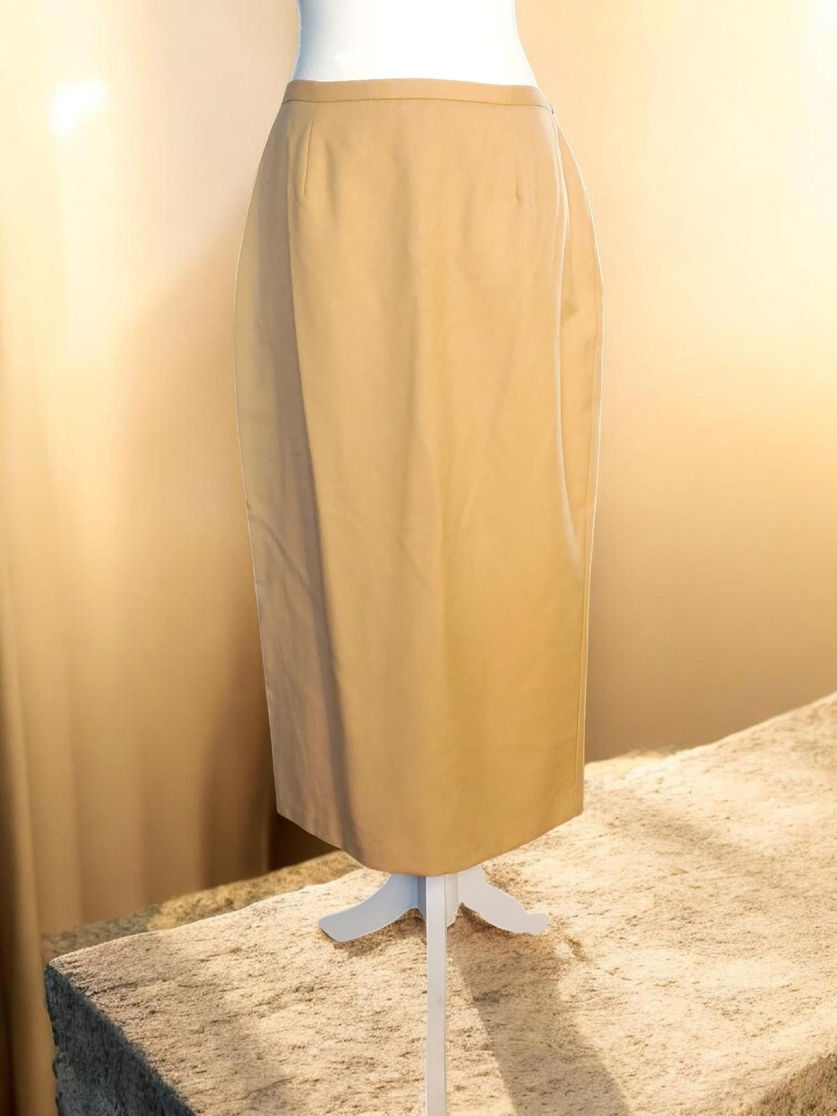Other Sag Harbor Size 12 Petite Camel Wool Skirt Size 34" / US 12 / IT 48 - 3 Thumbnail
