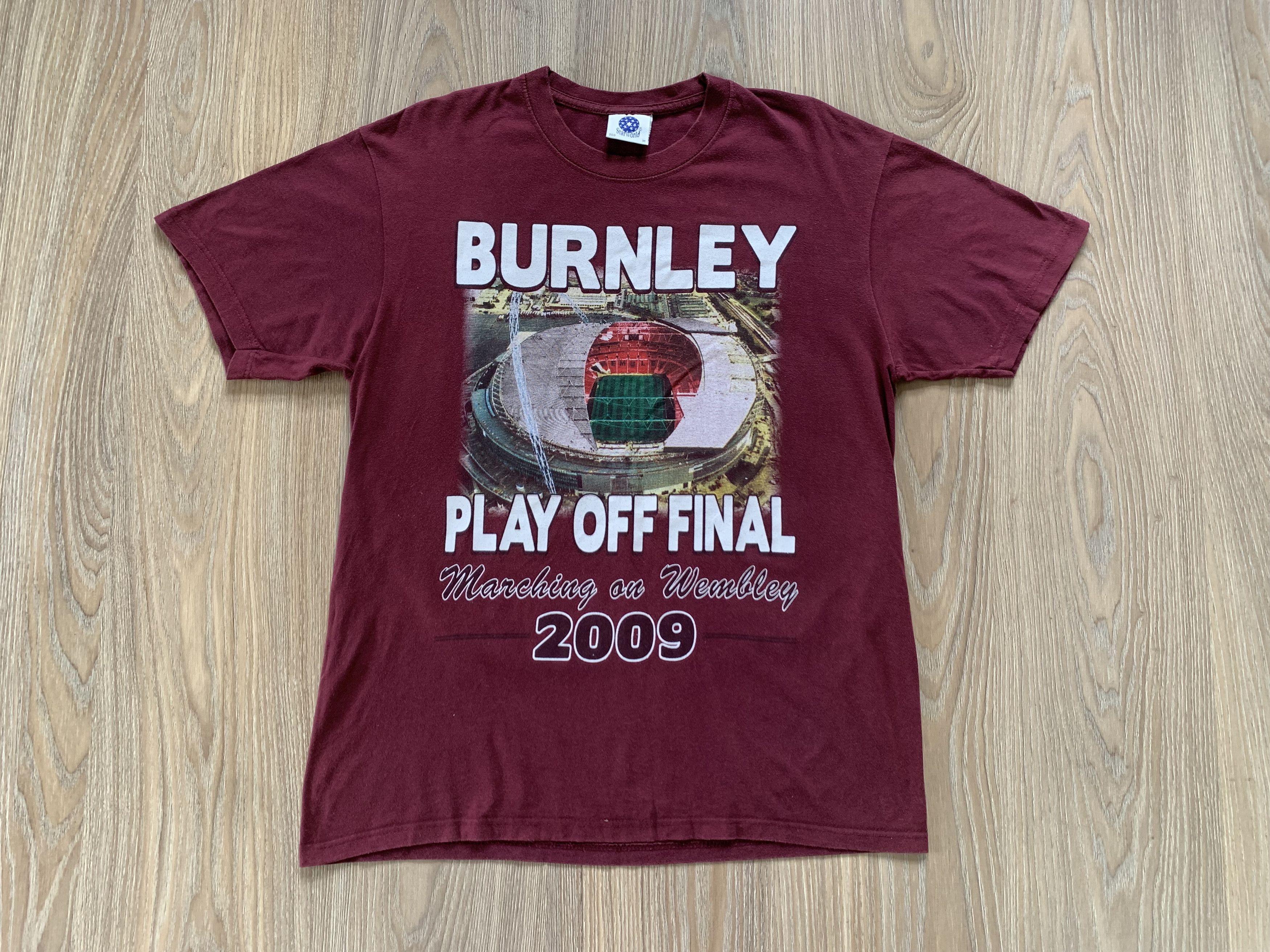 Vintage Starworld Burnley Play Off Final 2009 Printed T Shirt Size US M / EU 48-50 / 2 - 2 Thumbnail