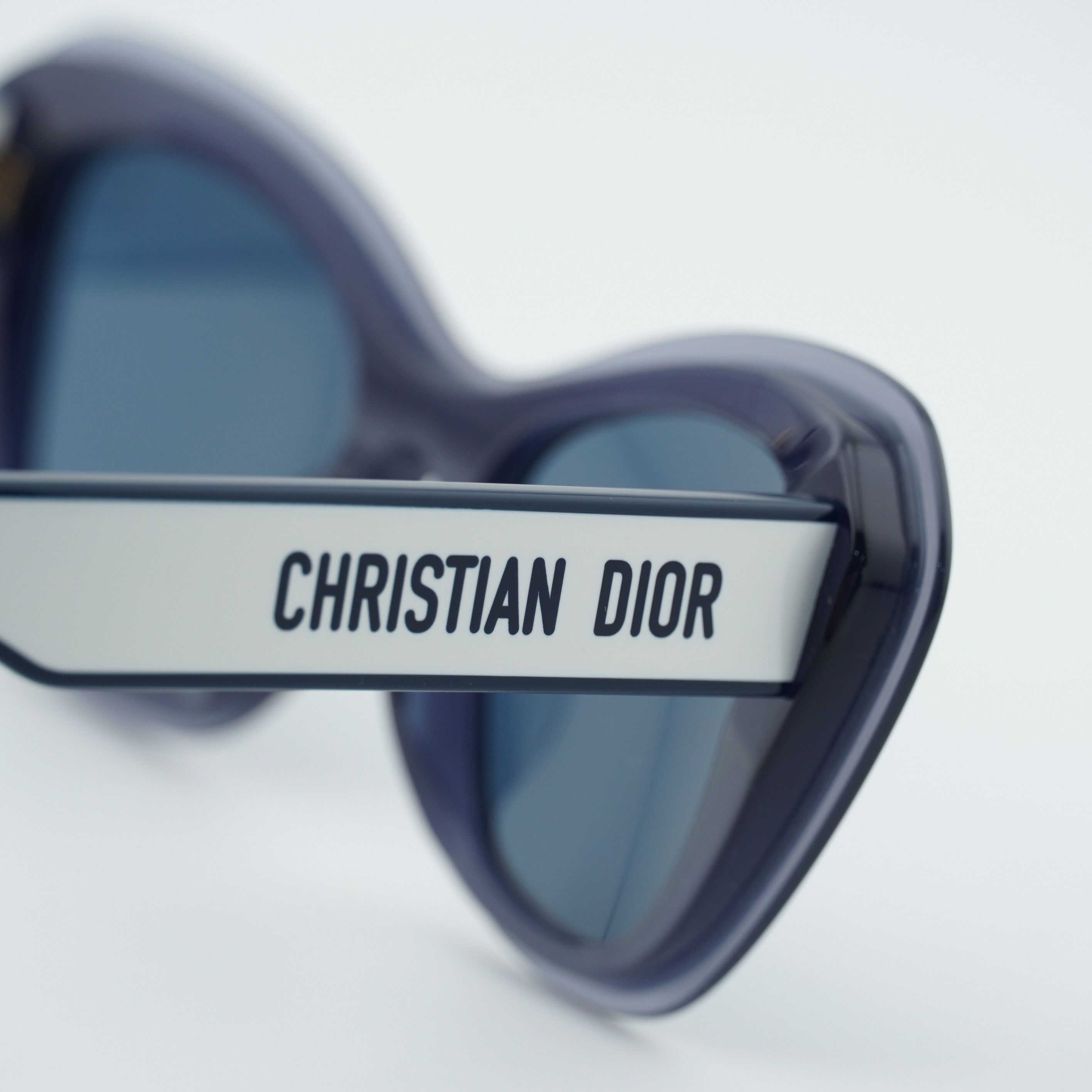 Dior Dior DIORPACIFIC B3U 30B0 Sunglasses Blue Shield Frame Size ONE SIZE - 4 Thumbnail