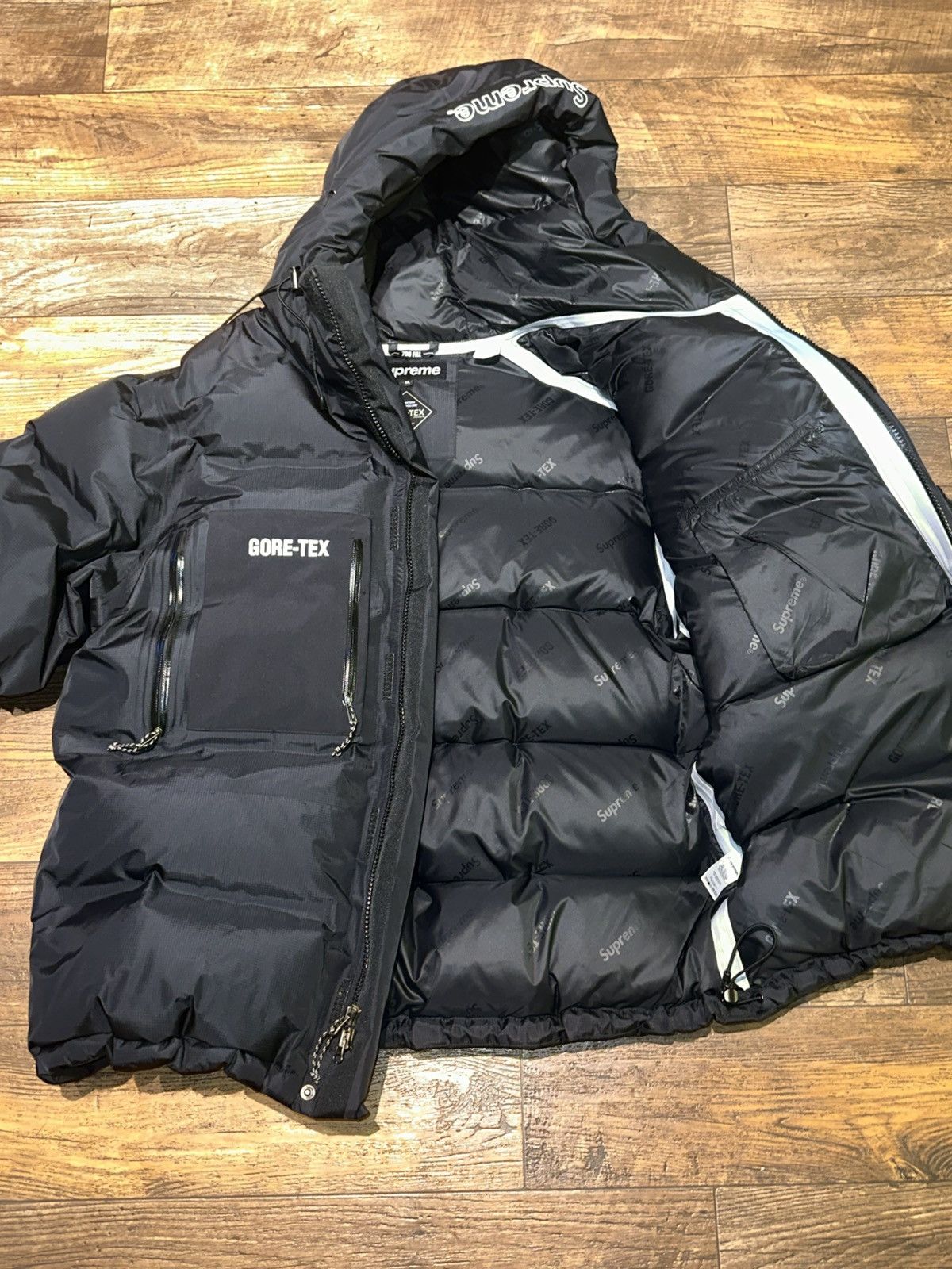 Supreme Supreme GORE-TEX 700-Fill Down Parka (FW19) XL Size US XL / EU 56 / 4 - 3 Thumbnail