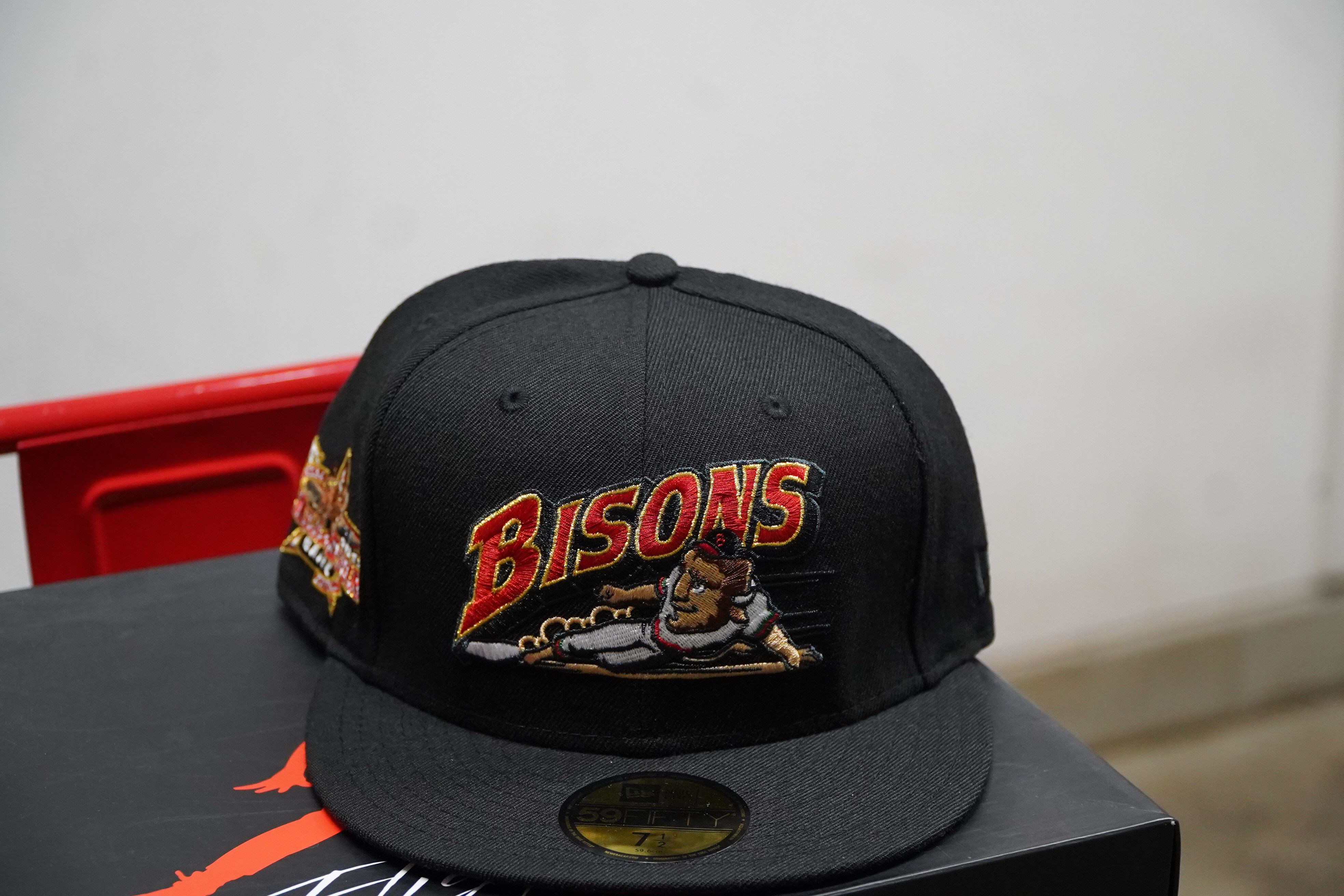 New Era Buffalo Bisons New Era - 7 1/2 Size ONE SIZE - 1 Thumbnail
