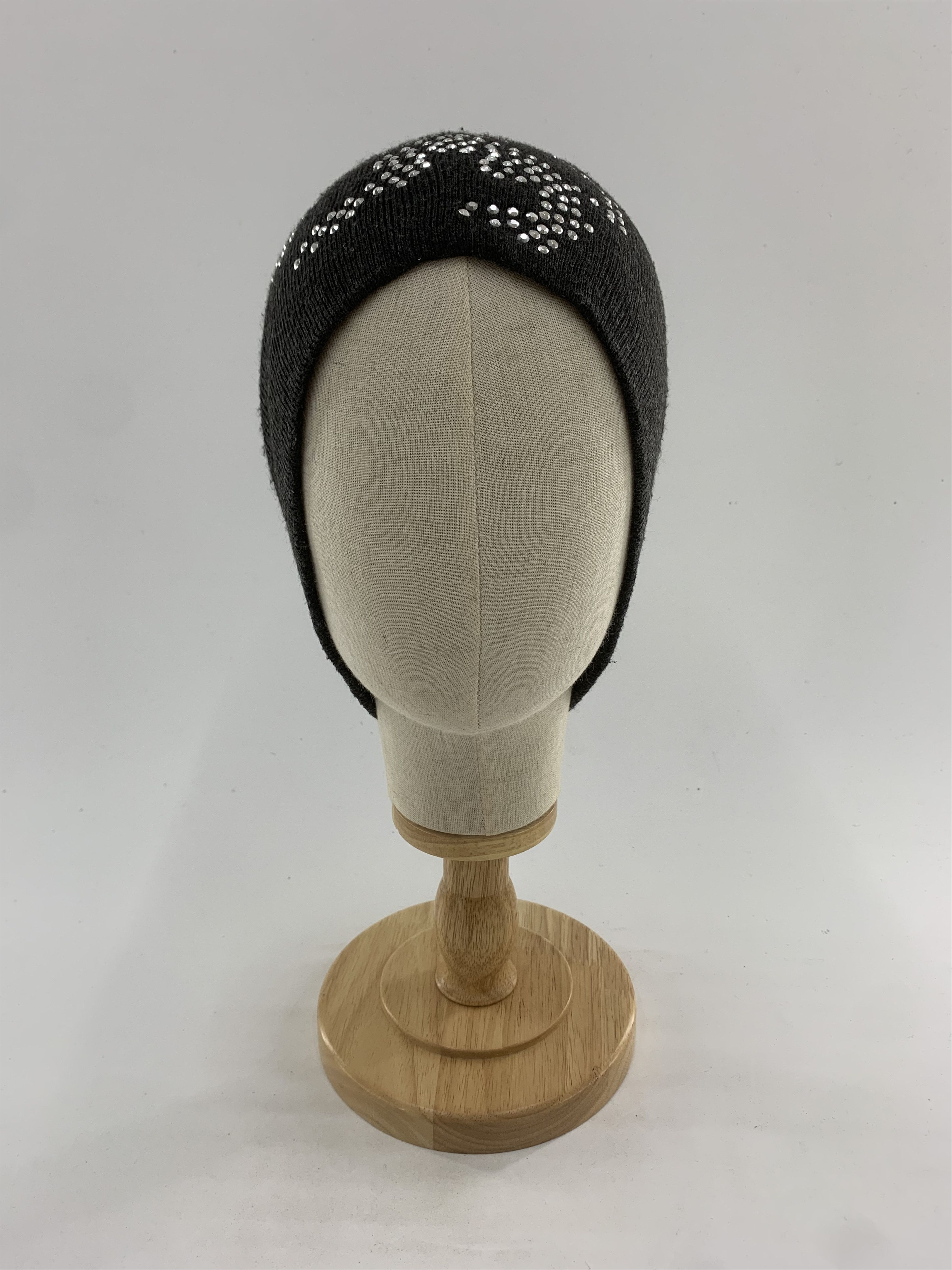 Vintage Vintage Beanie Hat Snowcap Size ONE SIZE - 1 Thumbnail