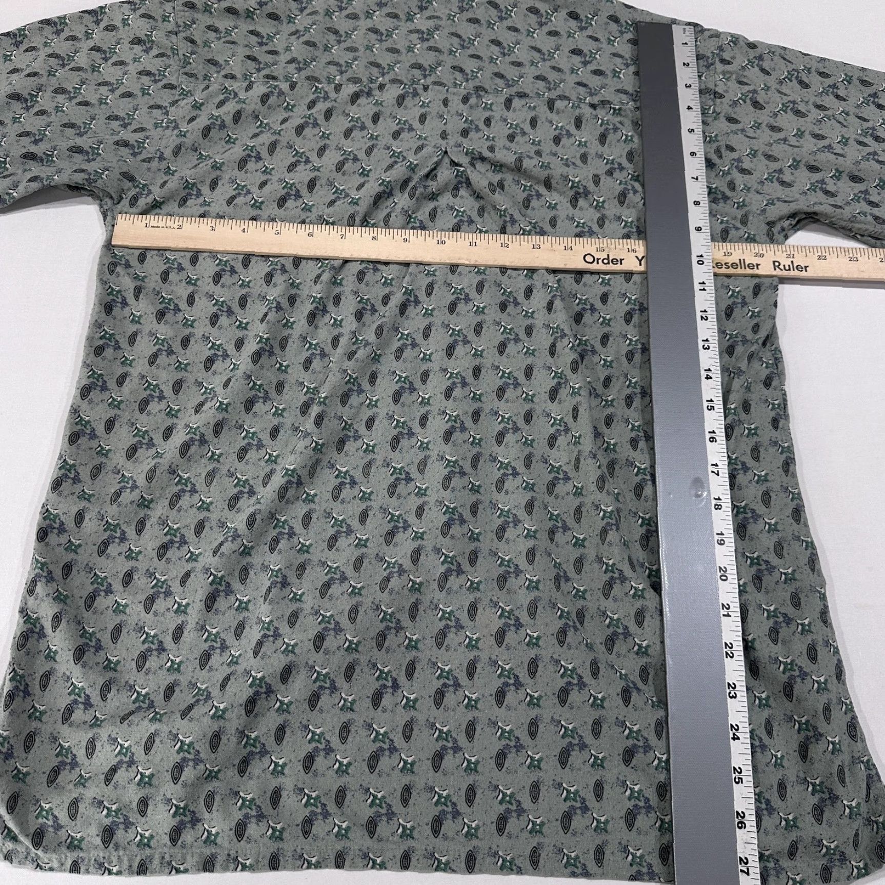 Vintage VINTAGE Bruno Shirt Mens M Green Black Geometric Short Sleeve 100% Silk Button Up Size US M / EU 48-50 / 2 - 5 Thumbnail