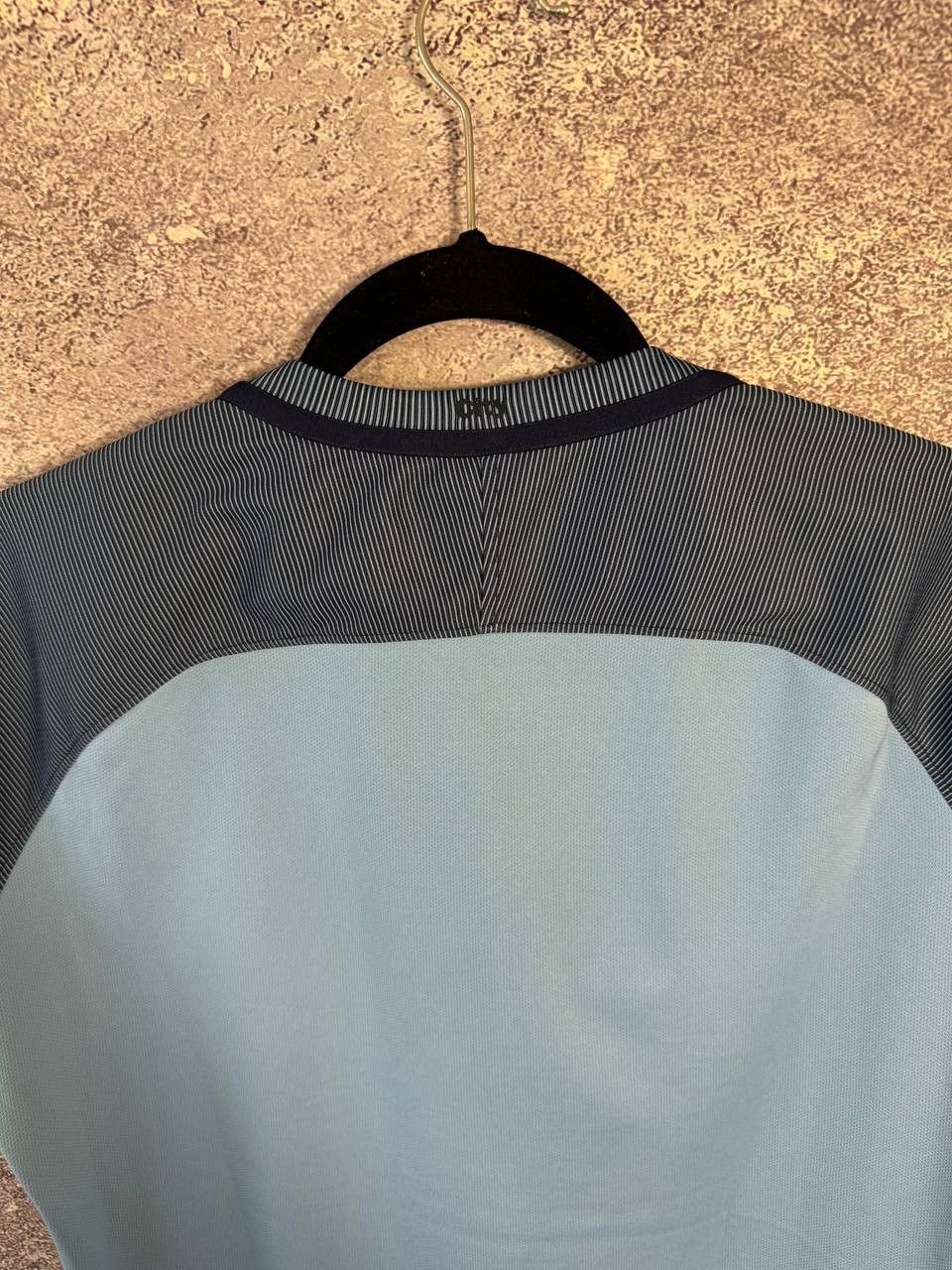 Nike Women's Vintage Manchester City 2016/17 Nike Jersey Size US L / EU 52-54 / 3 - 11 Thumbnail