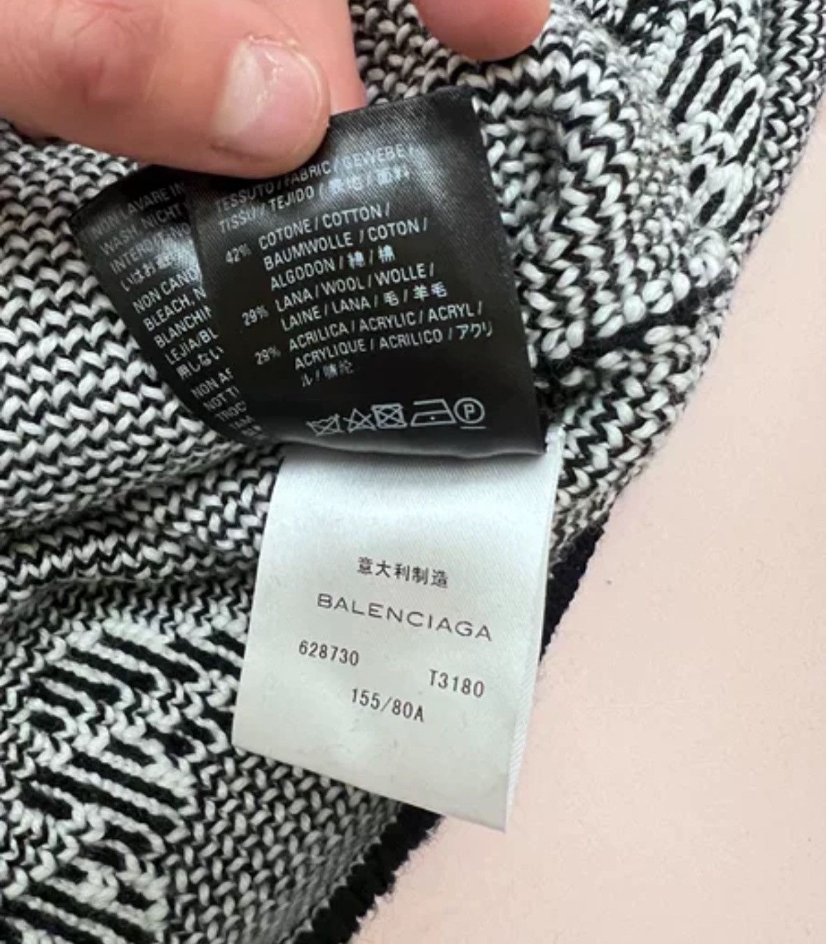 Balenciaga Balenciaga sweater2412-Nextarrow Size US XS / EU 42 / 0 - 8 Thumbnail