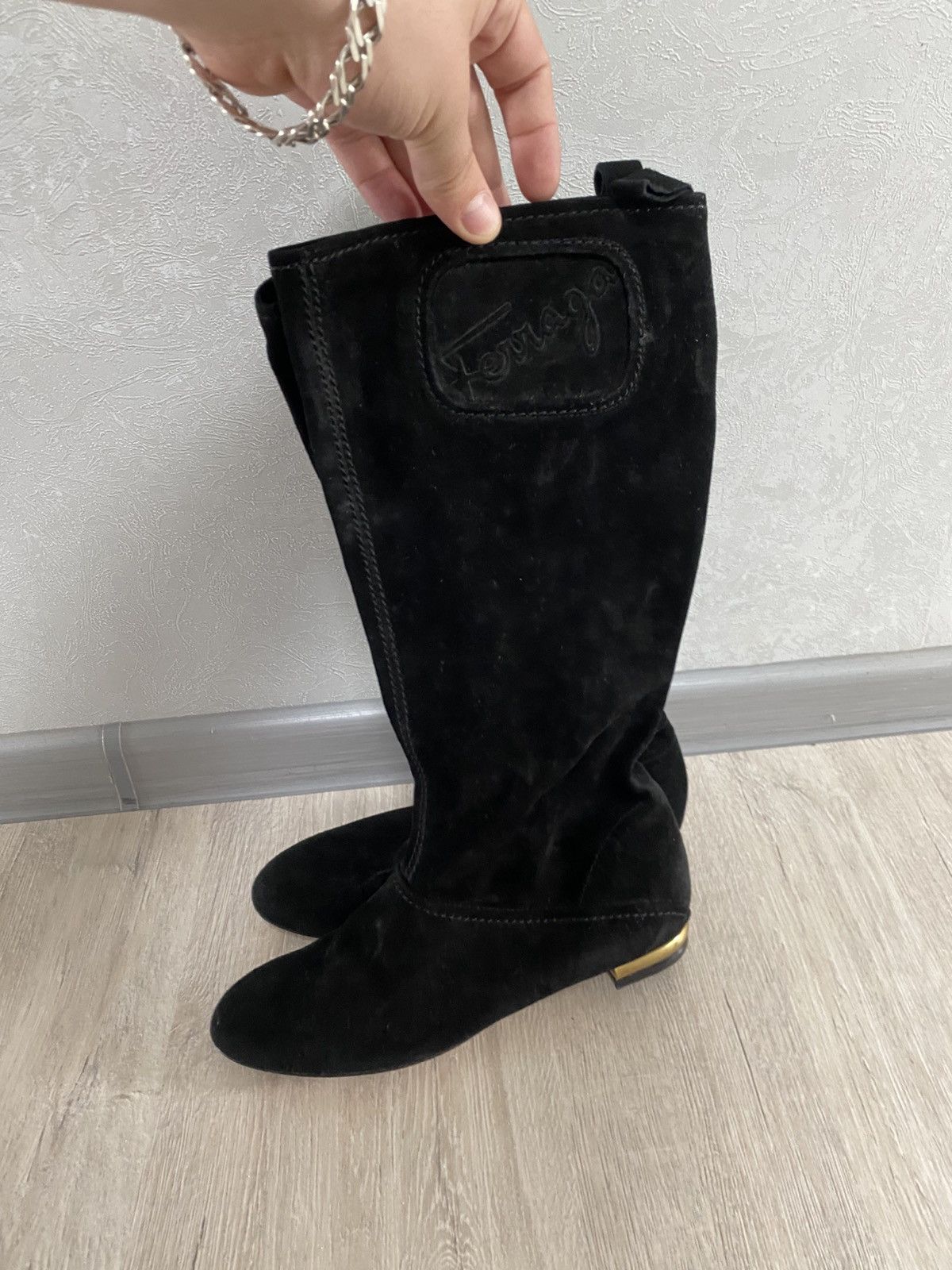 Salvatore Ferragamo Salvatore Ferragamo Suede Boots Size US 6 / IT 36 - 2 Thumbnail