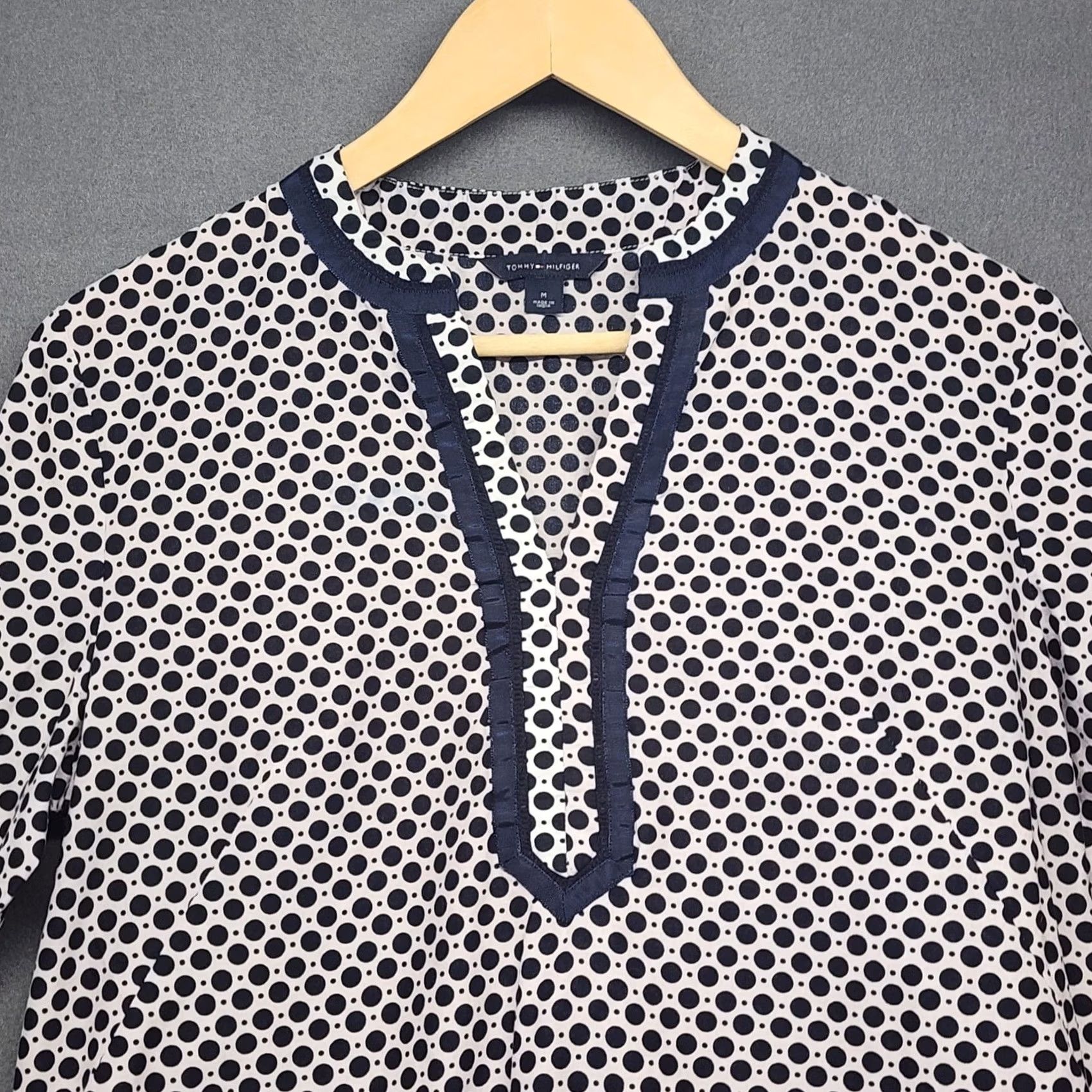 Tommy Hilfiger Tommy Hilfiger Tunic Top Womens Medium Blue Red Popover Lightweight 100% Cotton Geometric V-Neck Blouse Shirt Pullover Machine Washable Size M / US 6-8 / IT 42-44 - 7 Thumbnail