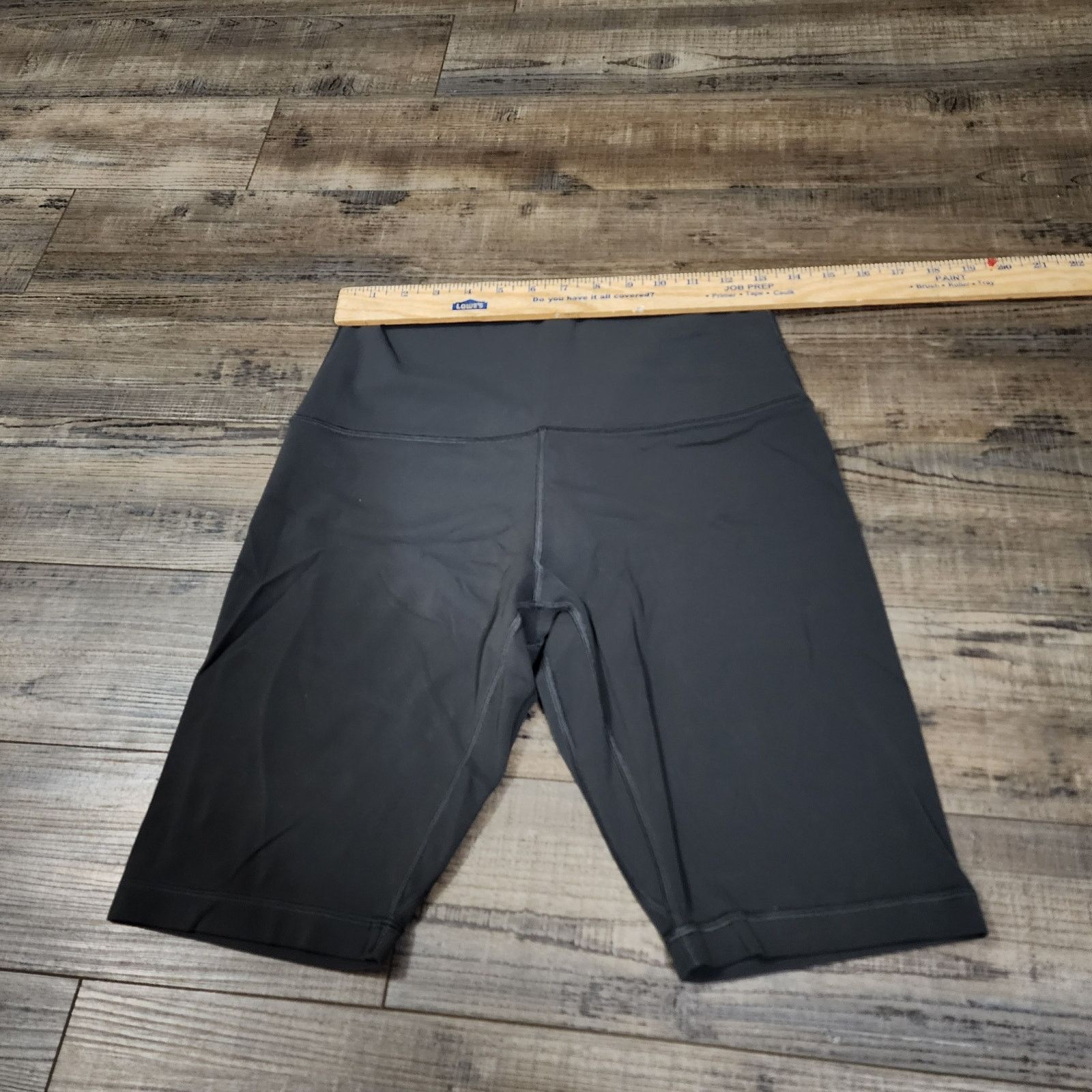 Lululemon Lululemon Athletica shorts Gray no tags 26in Waist 2252 Size 26" / US 2 / IT 38 - 3 Thumbnail