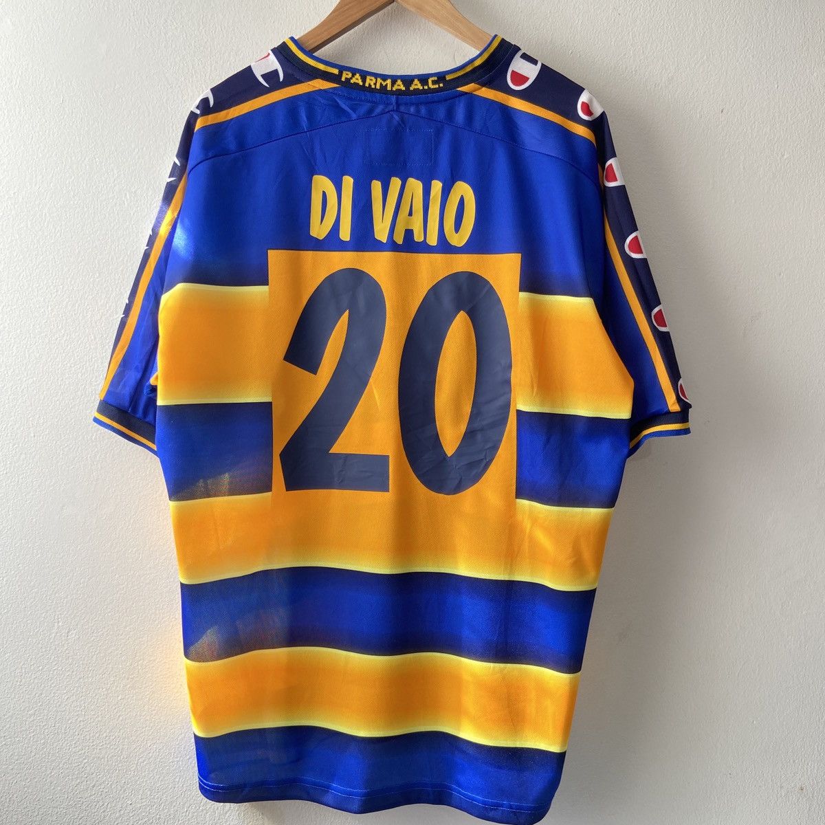 Champion × Vintage Vintage Champion Parma RC Home Jersey Size US XL / EU 56 / 4 - 8 Thumbnail