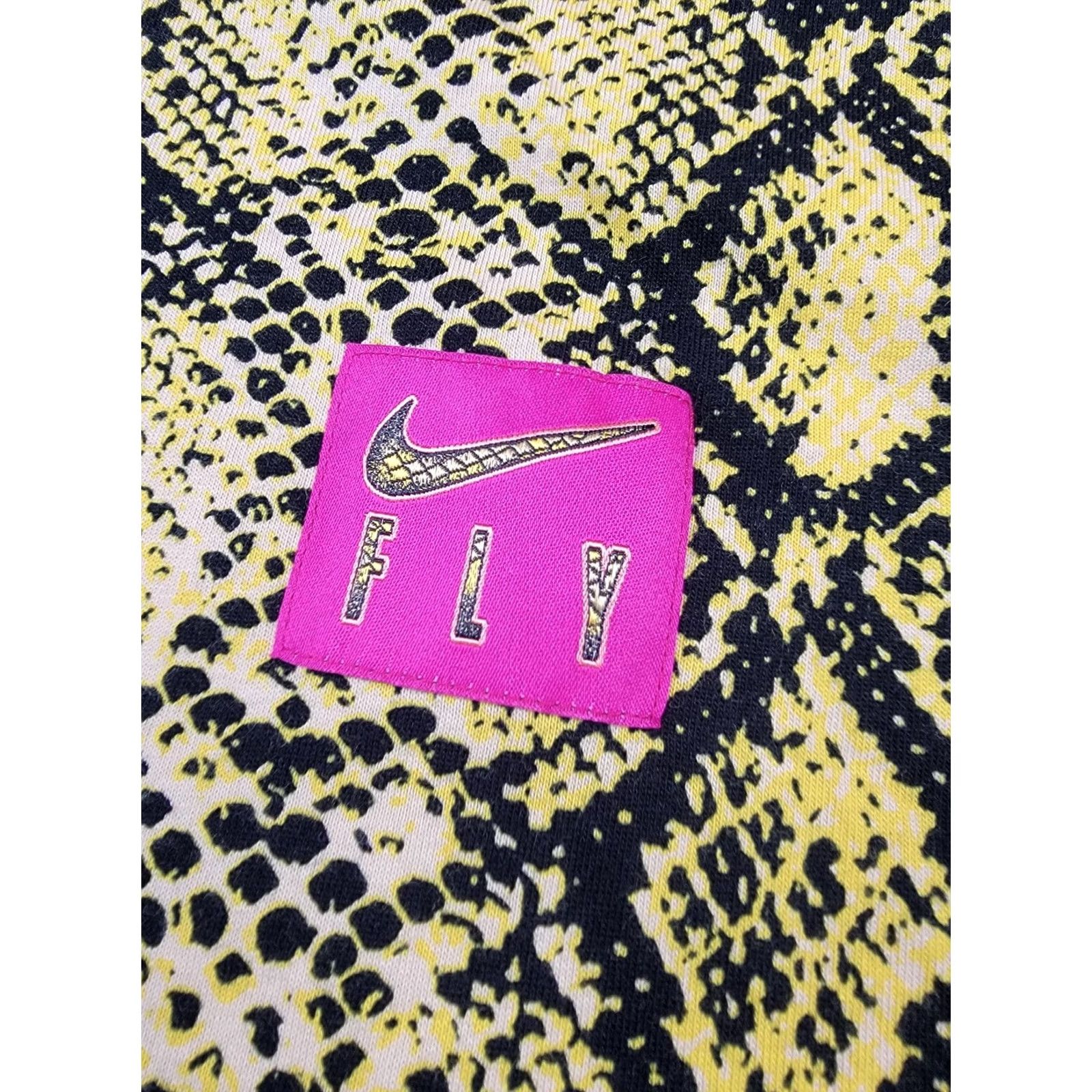 Nike Nike Shirt Womens Large Loose Fit Yellow Black Snake Print Tee Air Fly Logo NWT Size L / US 10 / IT 46 - 3 Thumbnail