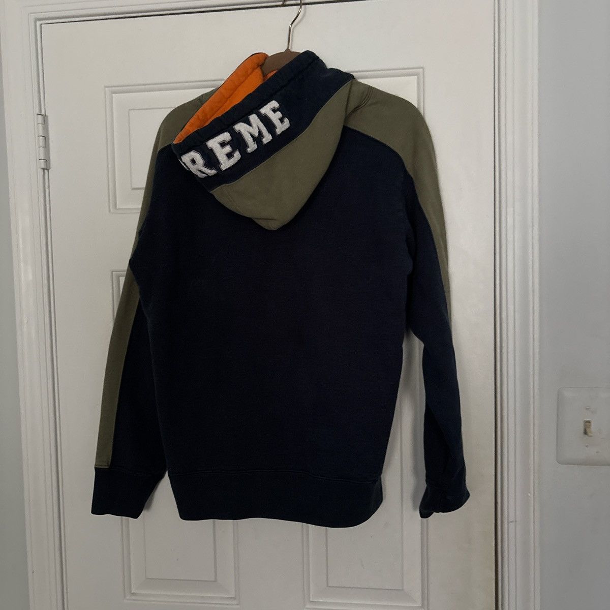 Supreme Supreme paneled hooded sweatshirt navy blue and green Size US M / EU 48-50 / 2 - 3 Thumbnail