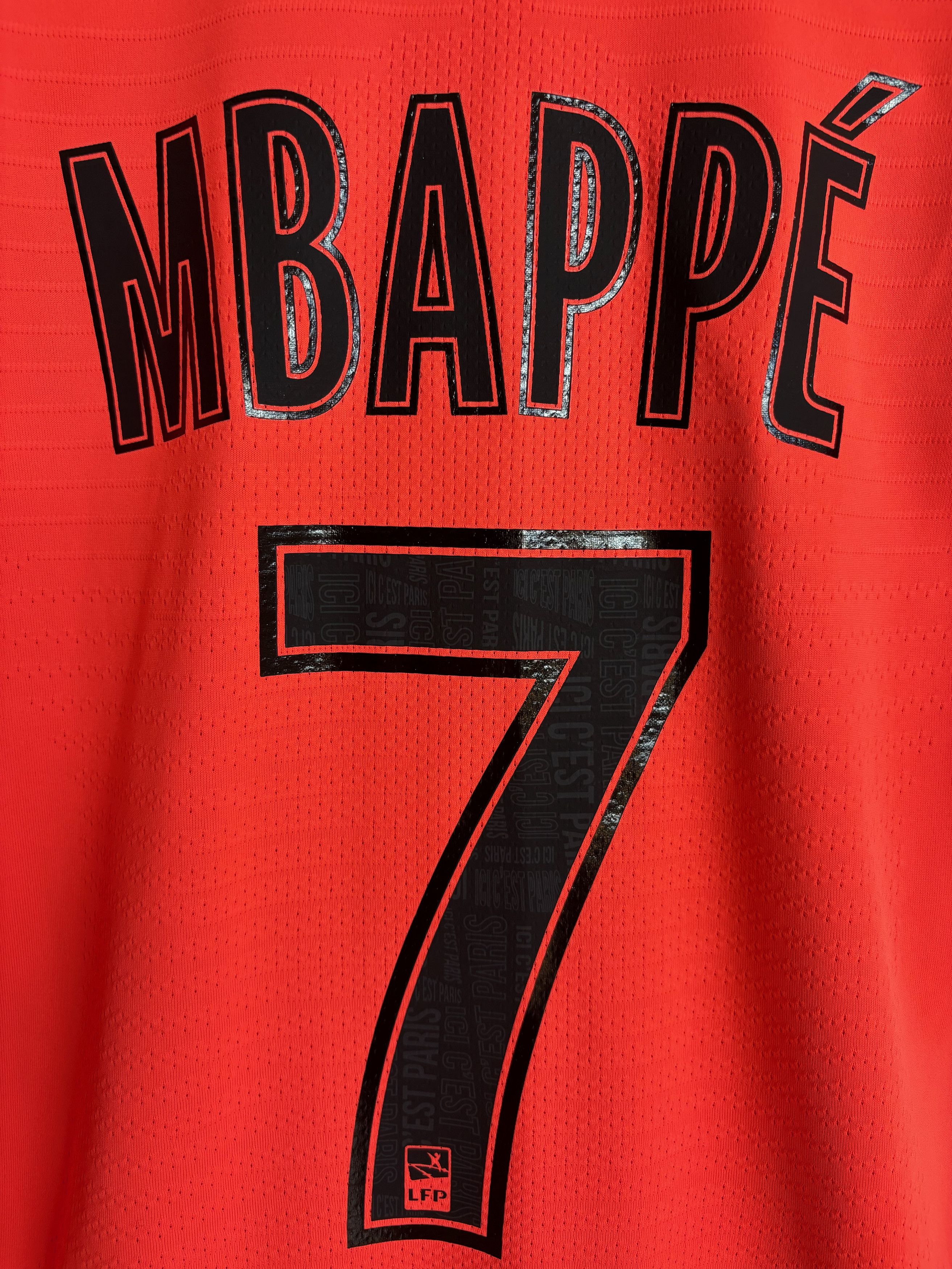 Jordan Brand PSG 2019/20 Away Mbappé 7 Player Version (Vaporknit) Size US M / EU 48-50 / 2 - 15 Thumbnail