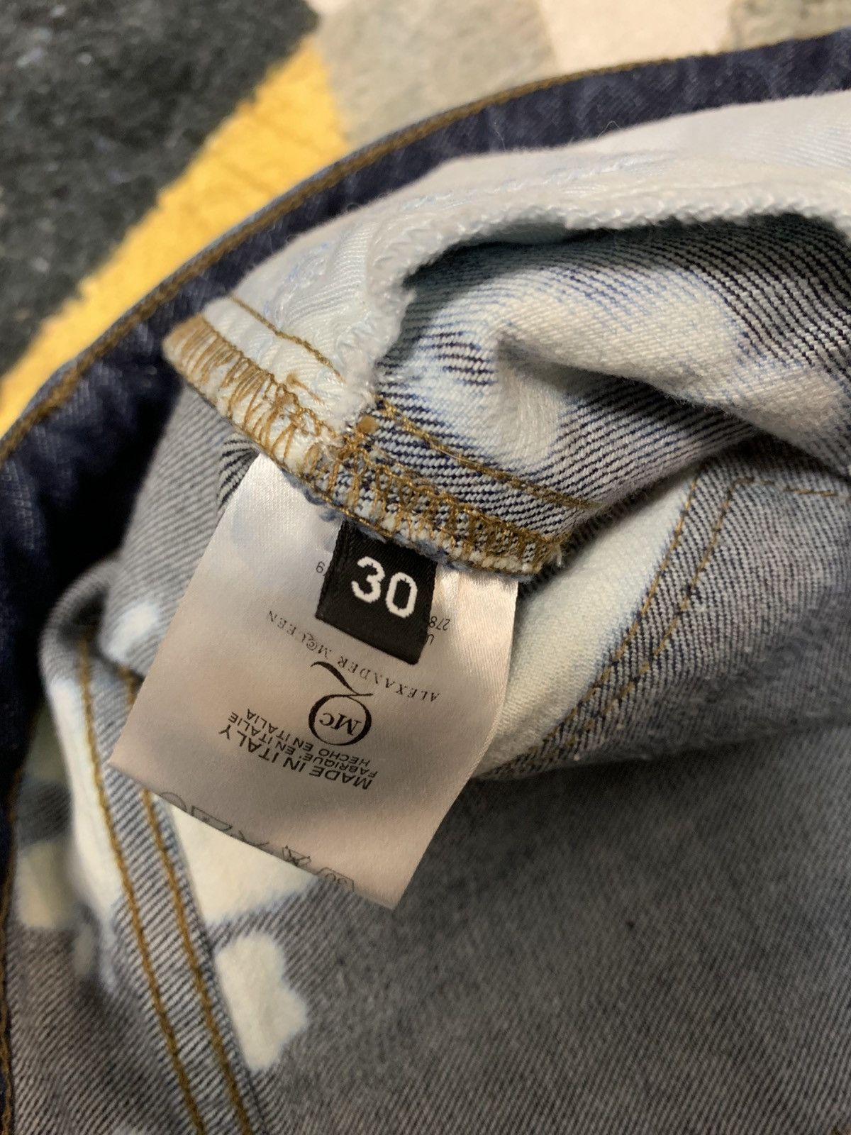 Alexander McQueen Alexander McQueen Jeans Acid Wash Size ONE SIZE - 8 Thumbnail