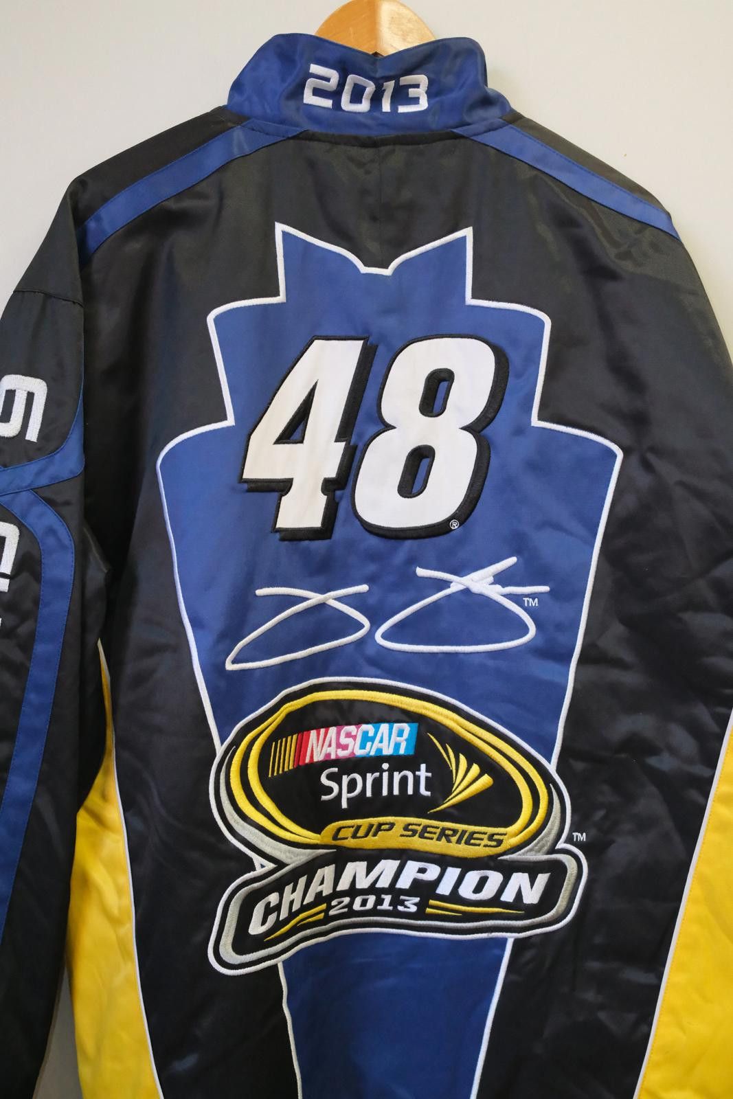 Chase Authentics 2010's Chase Authentic Jimmie Johnson Team Lowe's Jacket Size ONE SIZE - 4 Thumbnail