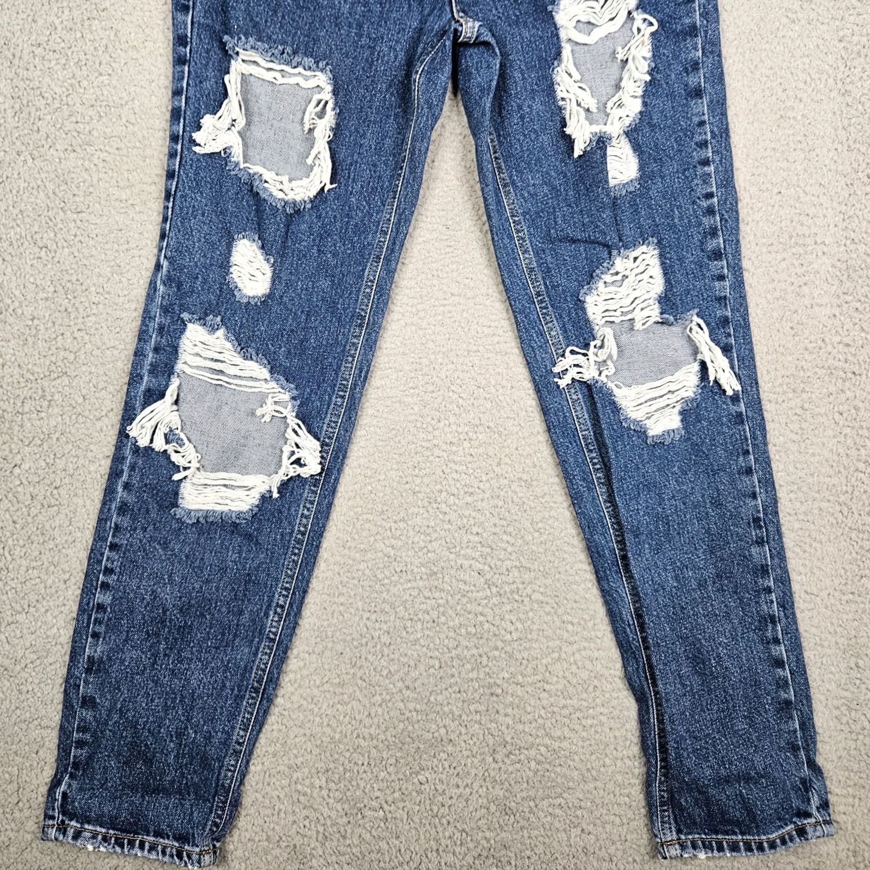 Urban Outfitters BDG URBAN OUTFITTERS Mom High-Rise Distressed Med-Wash Denim Jeans 27 Blue Womens Size 27" / US 4 / IT 40 - 3 Thumbnail