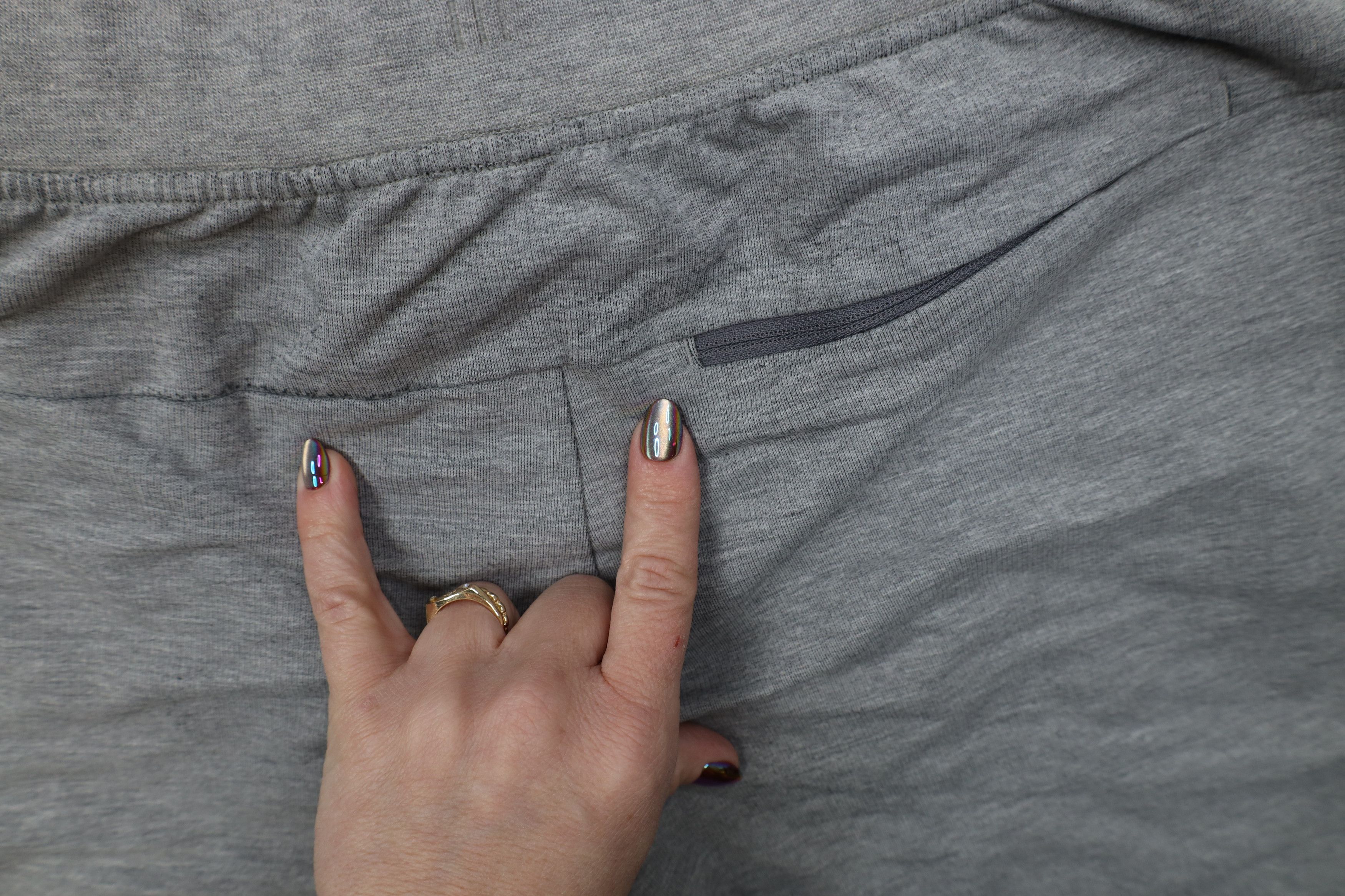 Lululemon Lululemon Above Knee City Sweat Shorts Heather Gray 9" Size US 30 / EU 46 - 13 Thumbnail