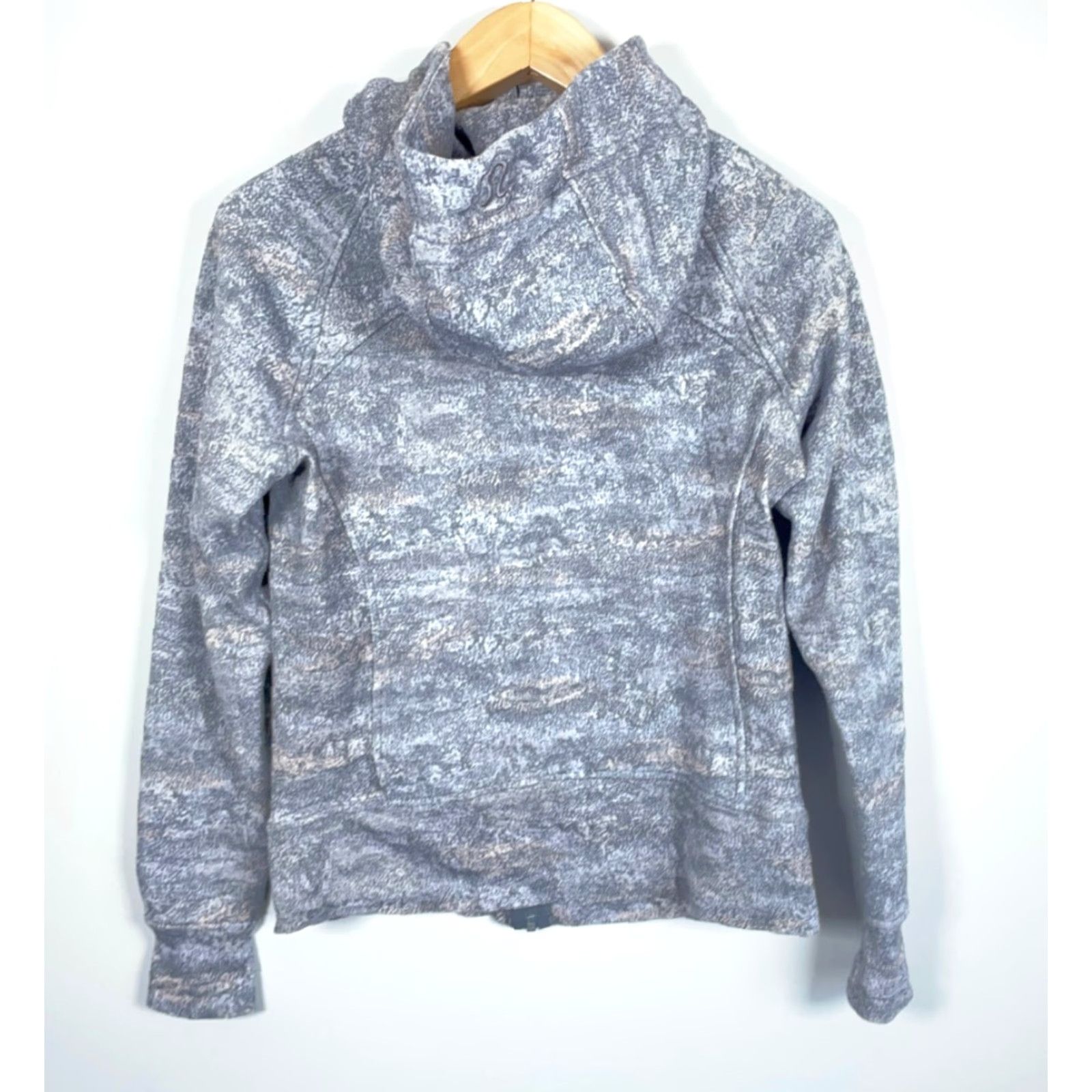 Lululemon VINTAGE Lululemon Scuba Hoodie Women 8 Gray Full Zip Mock Neck 2019 Size M / US 6-8 / IT 42-44 - 2 Thumbnail