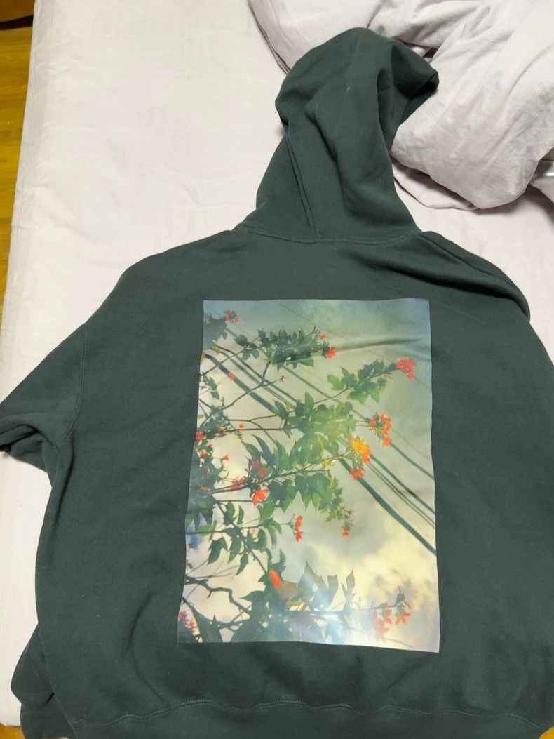 Fear of God Fear of God Essentials Floral Sweatshirt - dmc Size US M / EU 48-50 / 2 - 1 Thumbnail