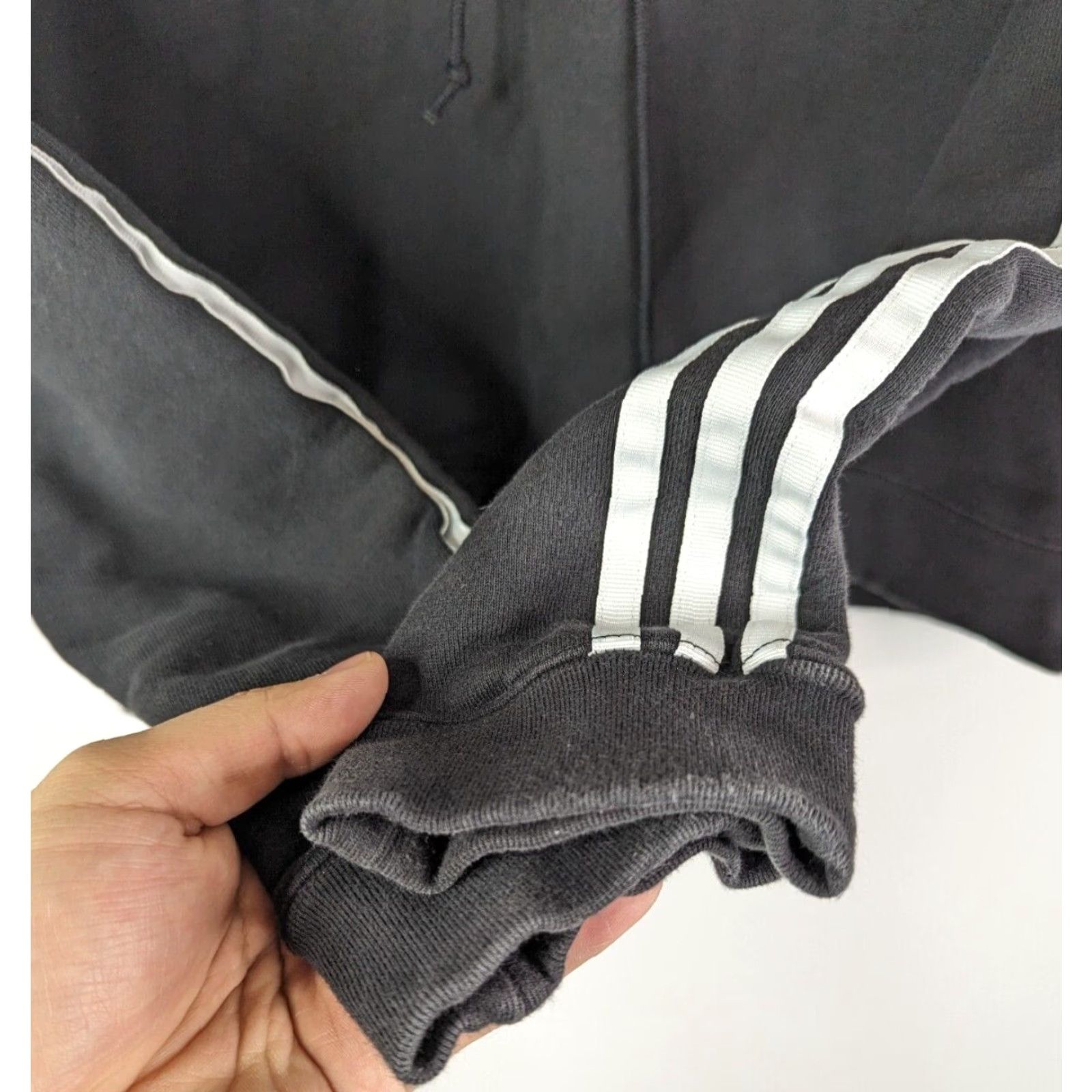 Adidas Adidas Cropped Hoodie 3 Stripes Trefoil Black White Classic Women's XS Hoodie Girls Footwear & Apparel Size XS / US 0-2 / IT 36-38 - 3 Thumbnail