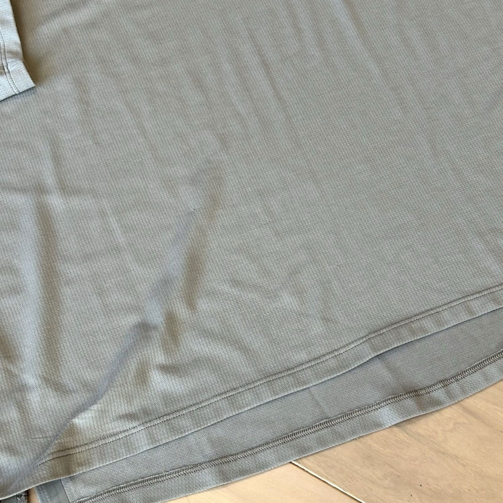 Lululemon Lululemon Henley Shirt Long Sleeve Tan Beige Logo Men's Large Regular Size Size US L / EU 52-54 / 3 - 3 Thumbnail