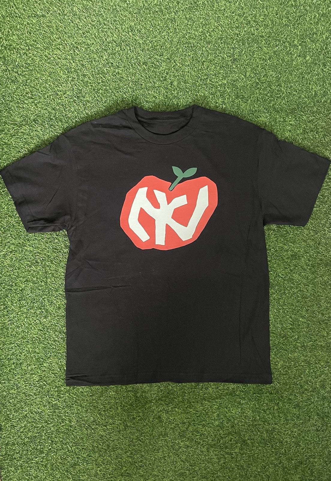 Vintage NY BIG APPLE TSHIRT Size US XL / EU 56 / 4 - 2 Thumbnail
