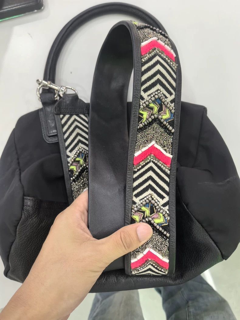 Givenchy Givenchy Crossbody, shoulder strap replaced, made in UK Size ONE SIZE - 2 Thumbnail