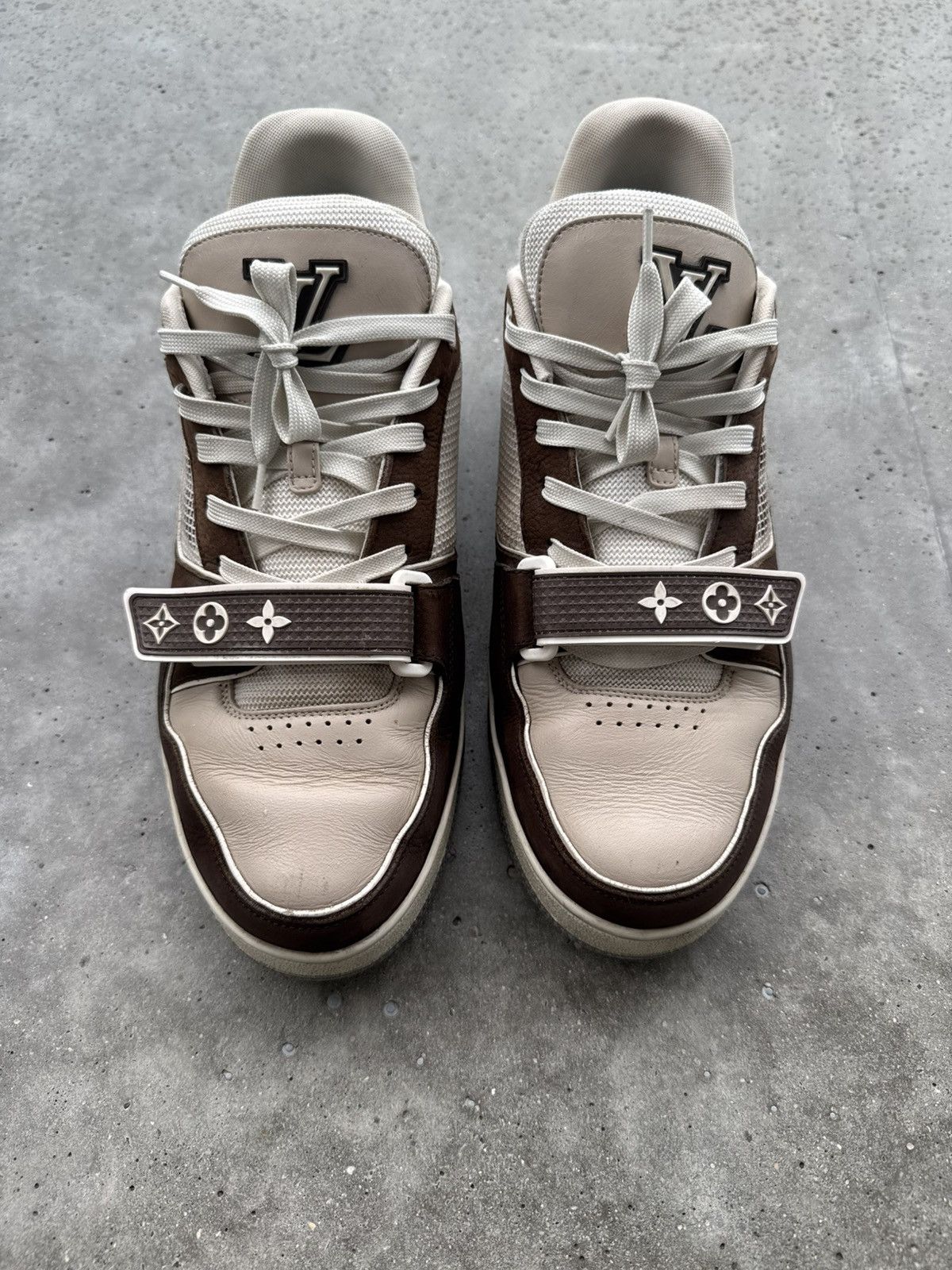 Louis Vuitton LV Louis Vuitton Designer Luxury rare Trainers SNEAKERS Size US 10 / EU 43 - 4 Thumbnail